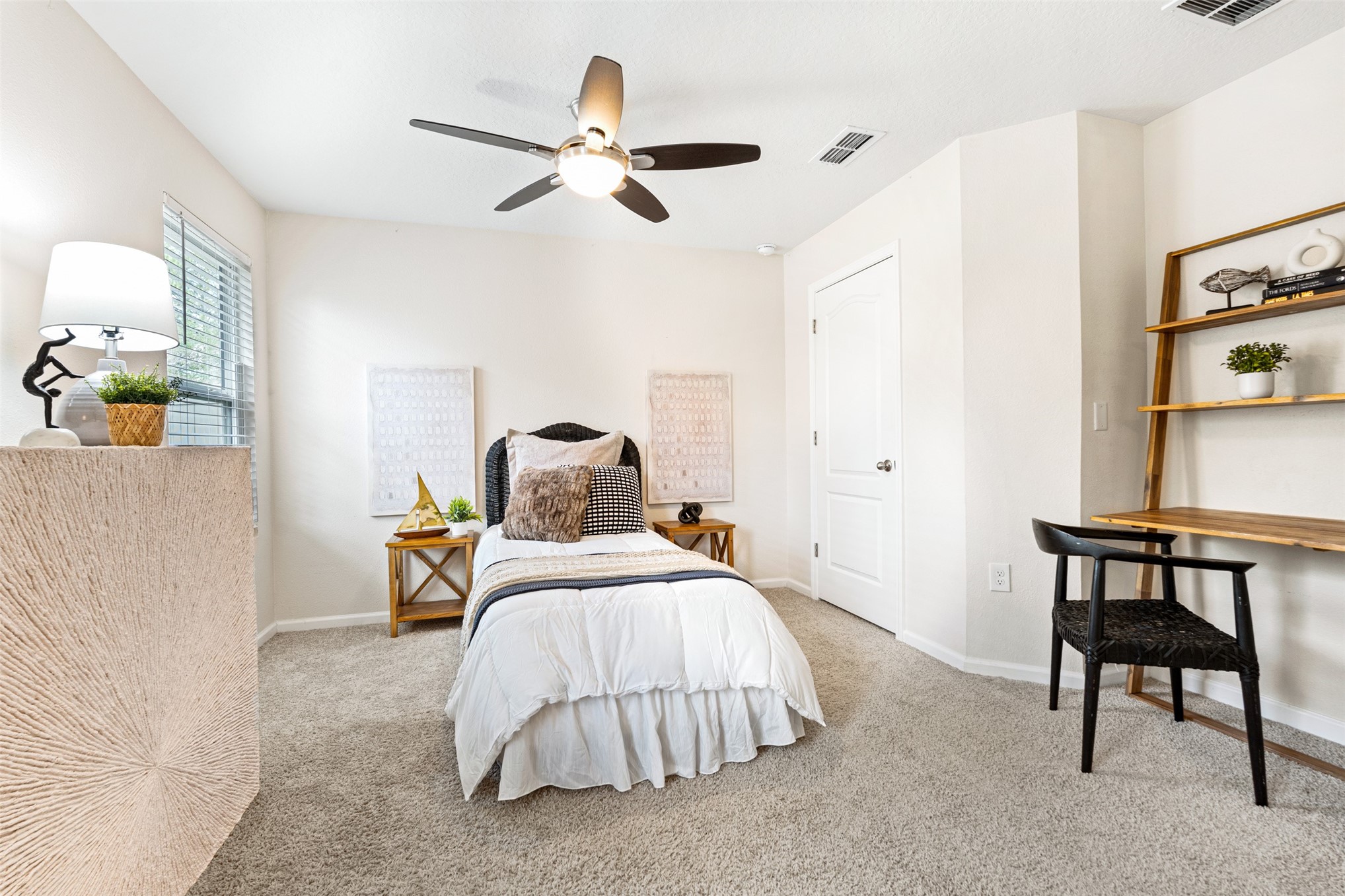 86204 BUGGY COURT