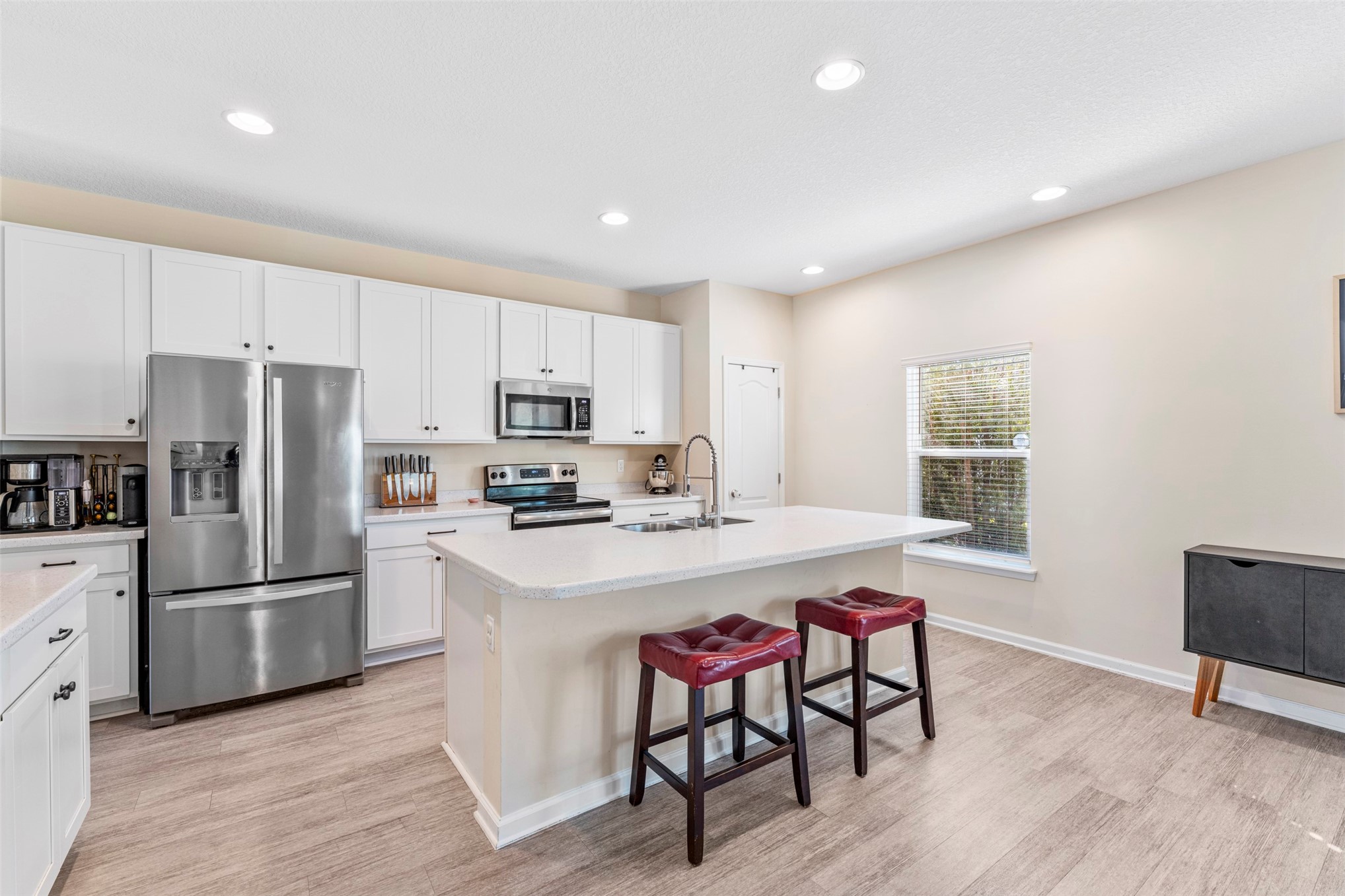 86230 CLOISTER COURT