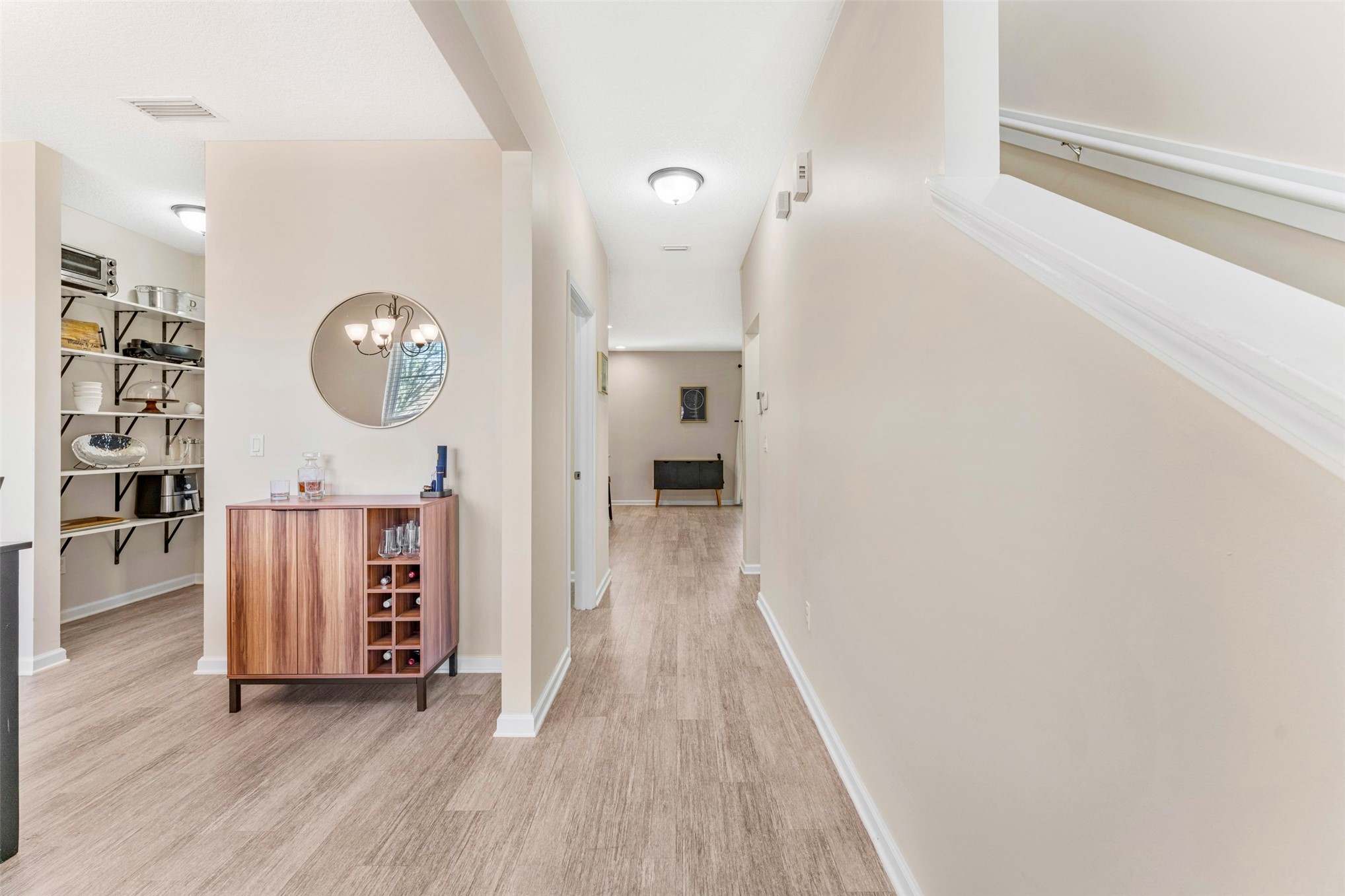 86230 CLOISTER COURT