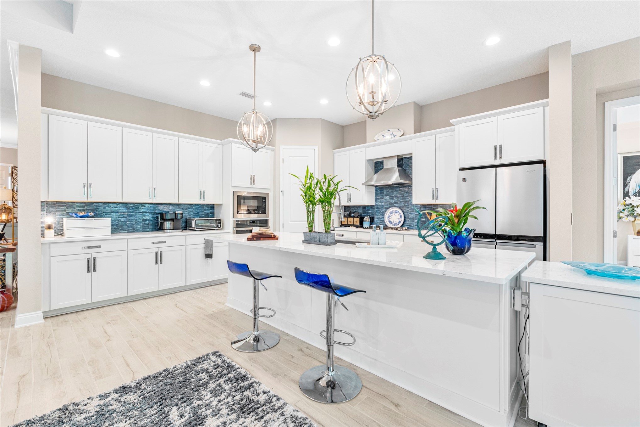 95072 GOLDEN GLOW DRIVE