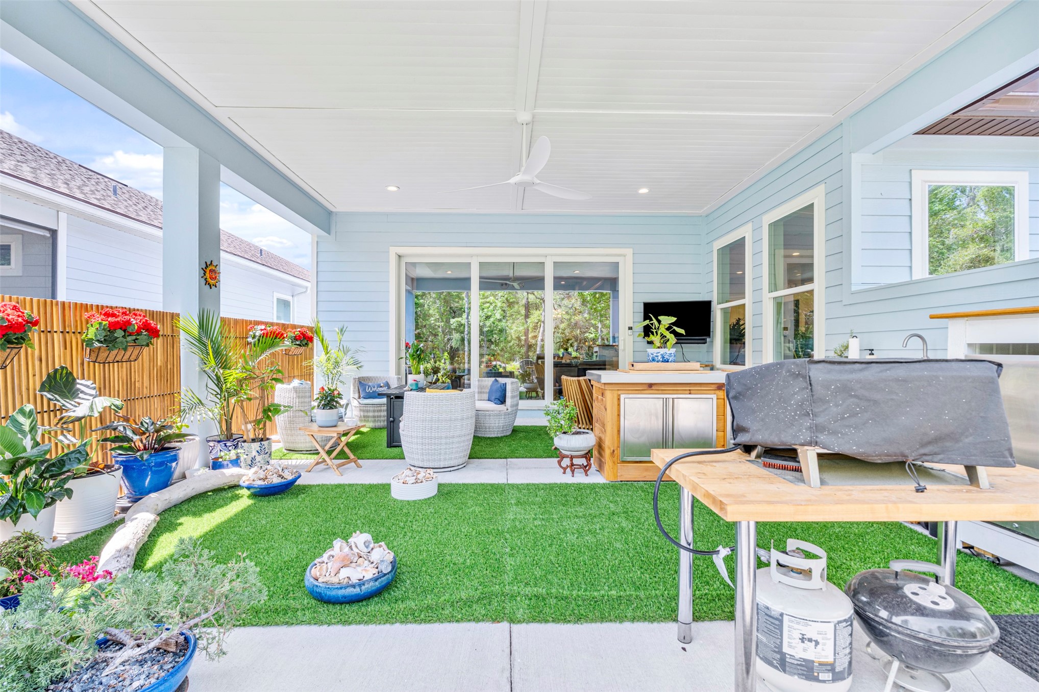 95072 GOLDEN GLOW DRIVE