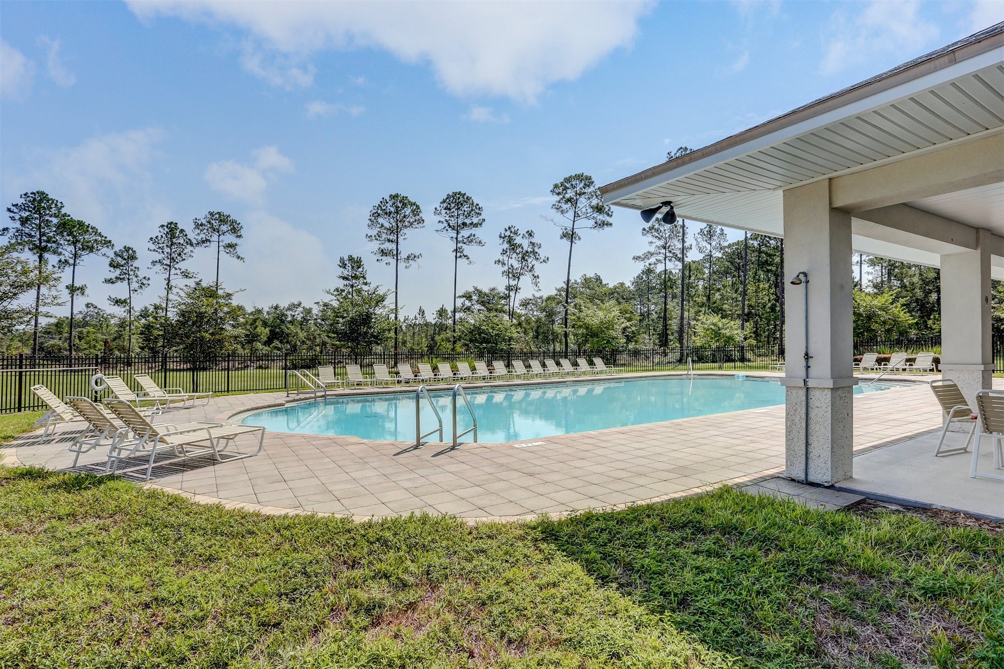 86230 CLOISTER COURT