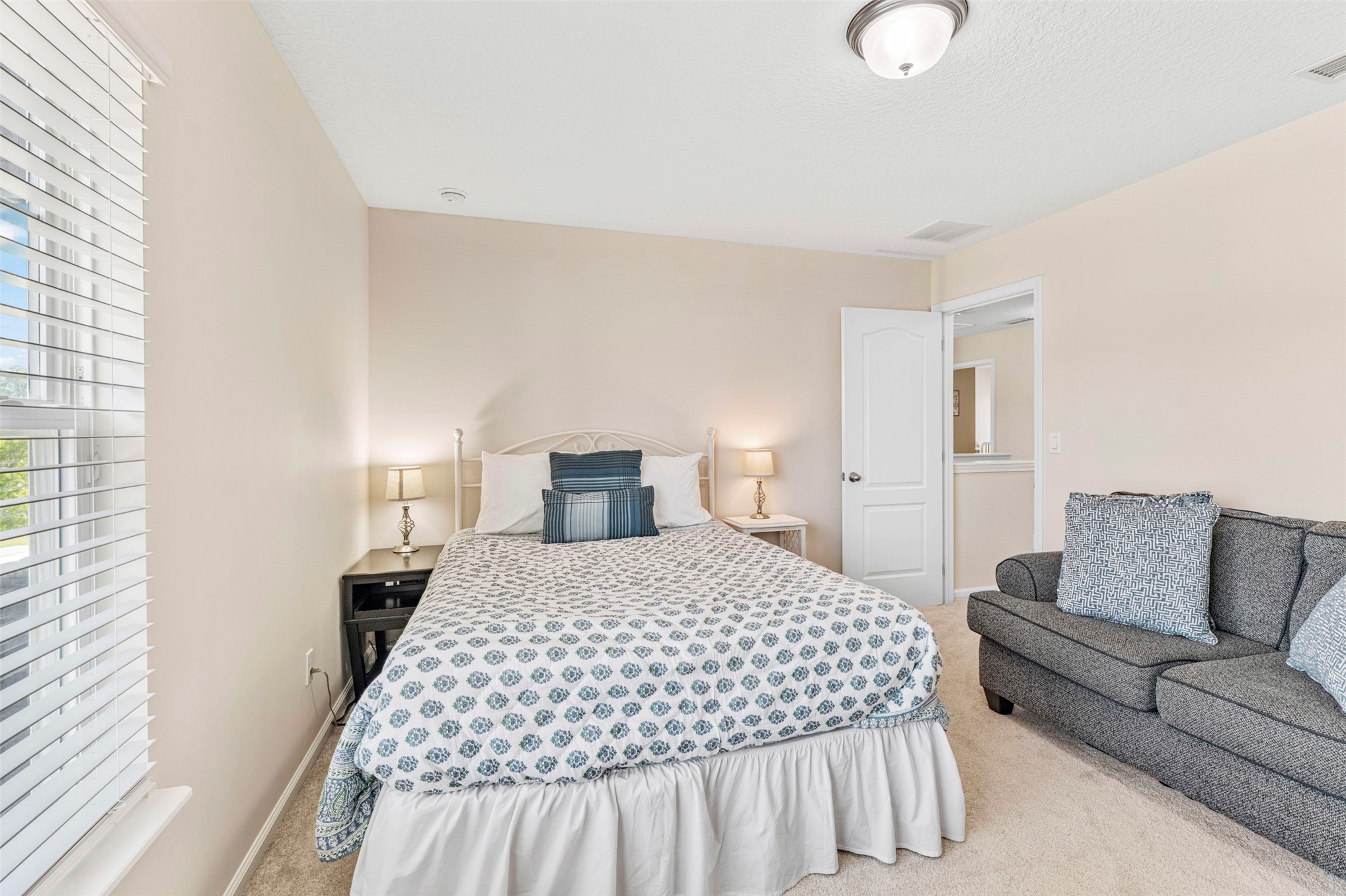 86230 CLOISTER COURT