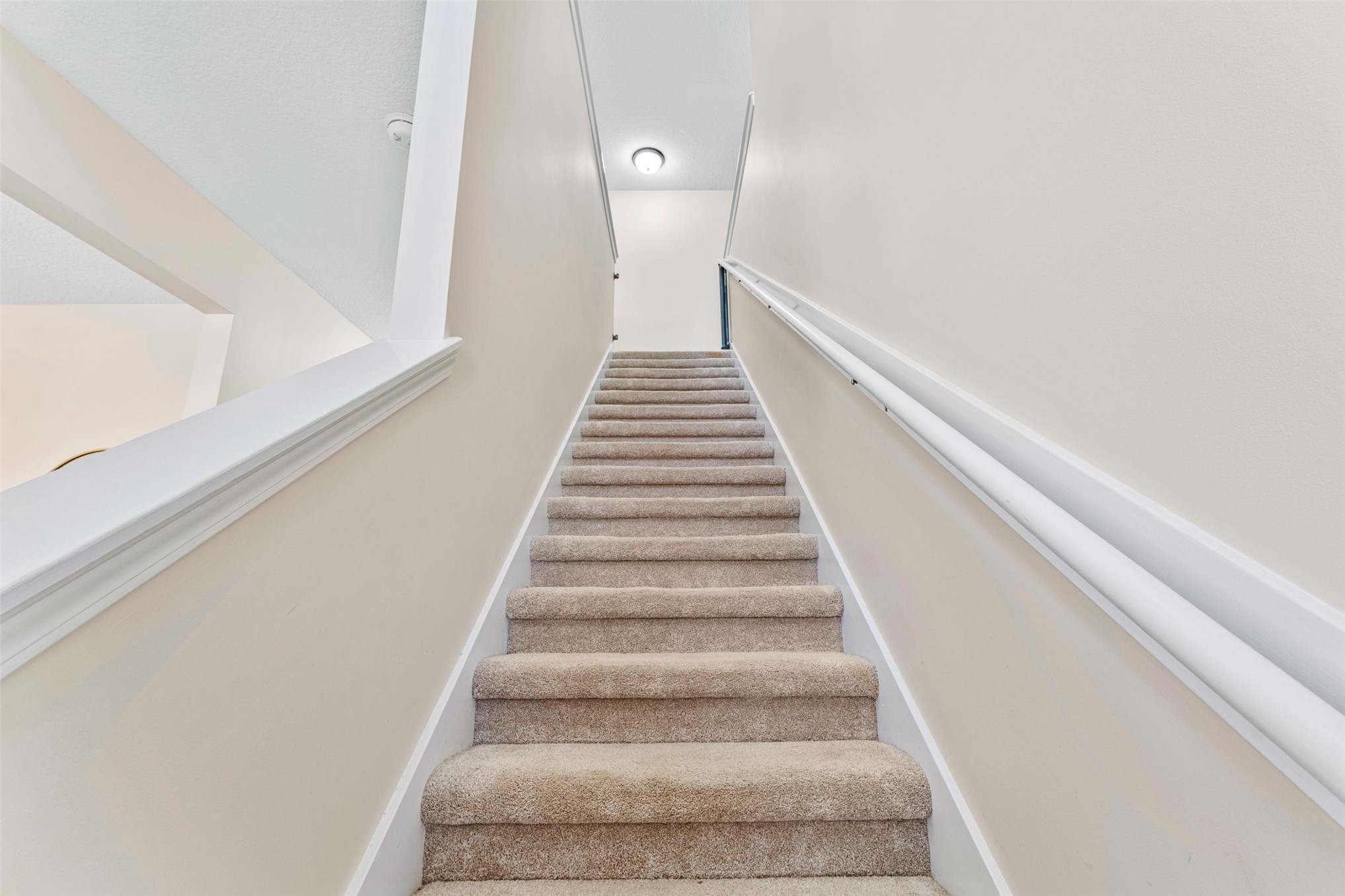 86230 CLOISTER COURT