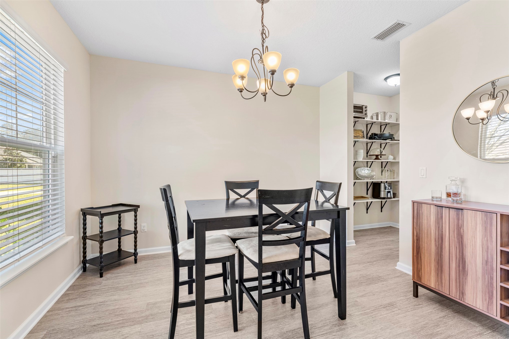 86230 CLOISTER COURT