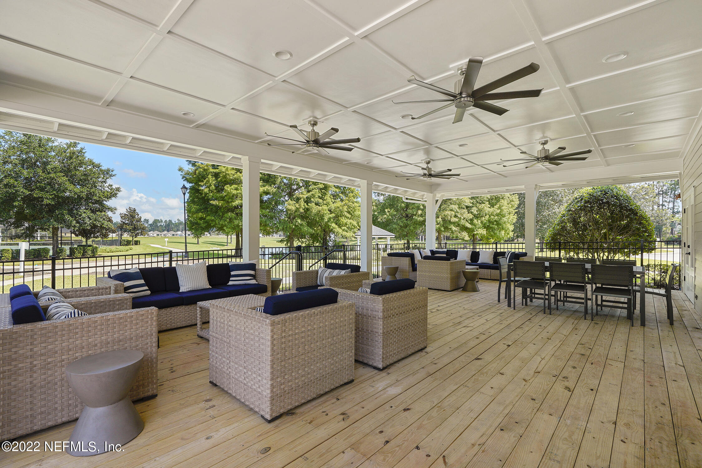85483 FALL RIVER Parkway