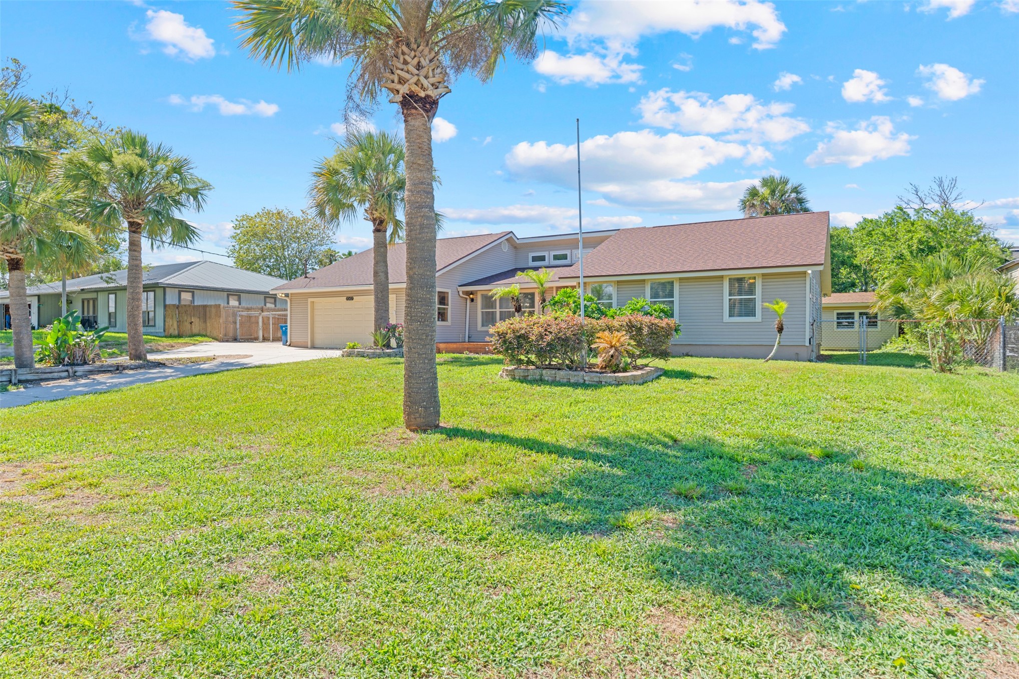 7047 RIVERCREST DRIVE