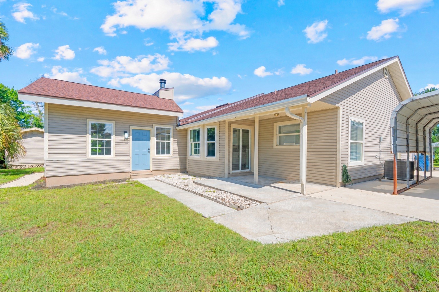 7047 RIVERCREST DRIVE