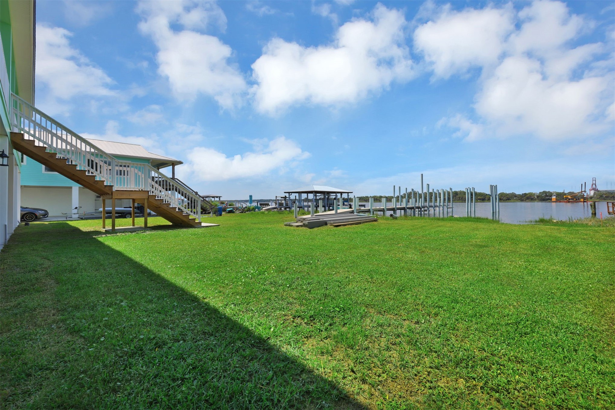 6030 HECKSCHER DRIVE
