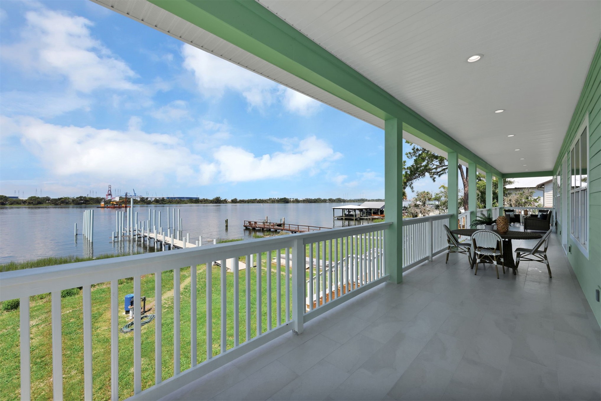 6030 HECKSCHER DRIVE