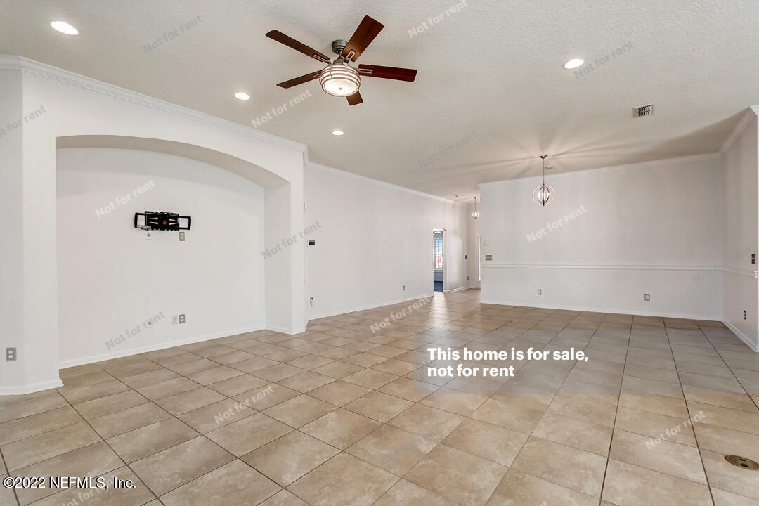 95215 LEAFCREST Court