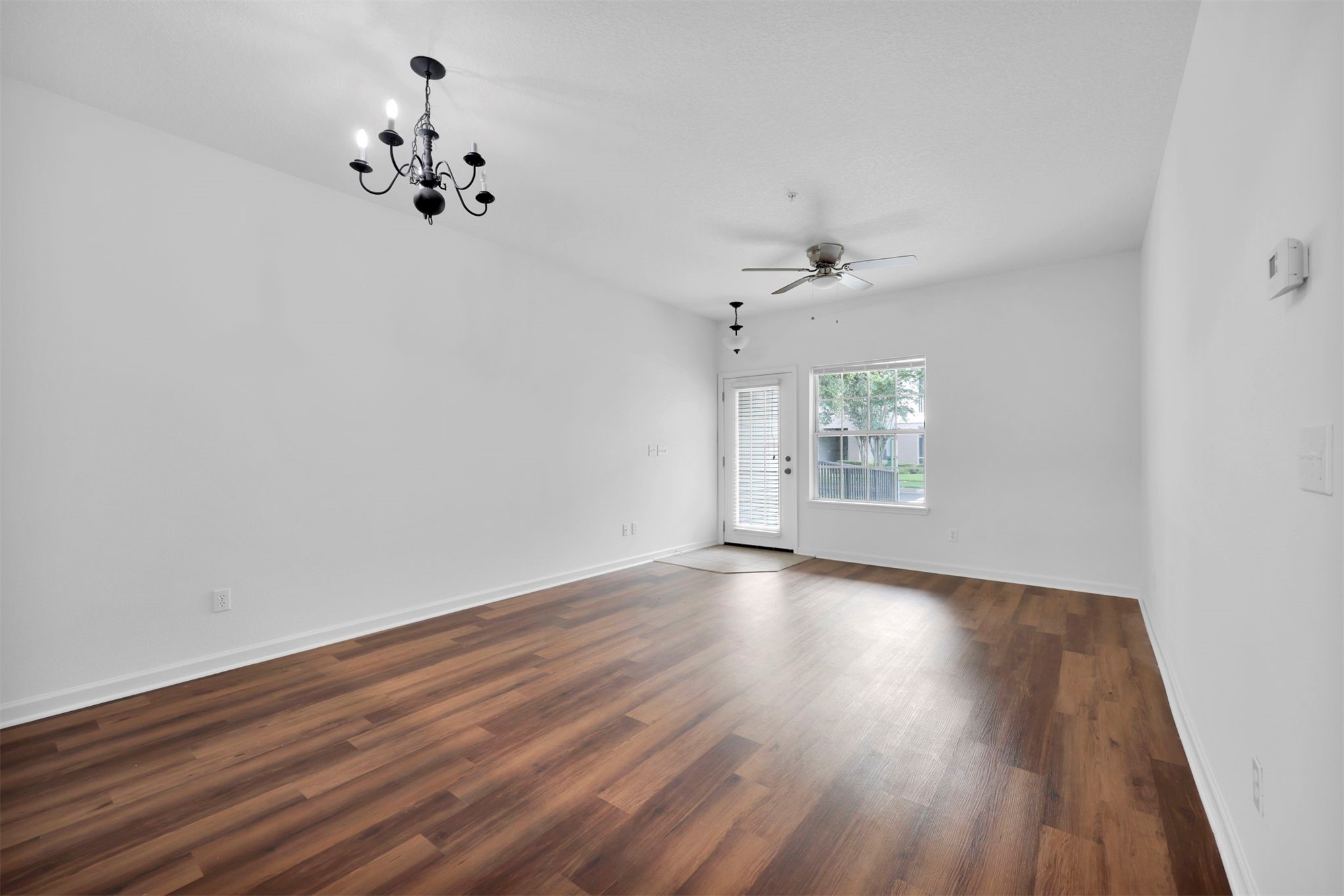 575 OAKLEAF PLANTATION PARKWAY 1107