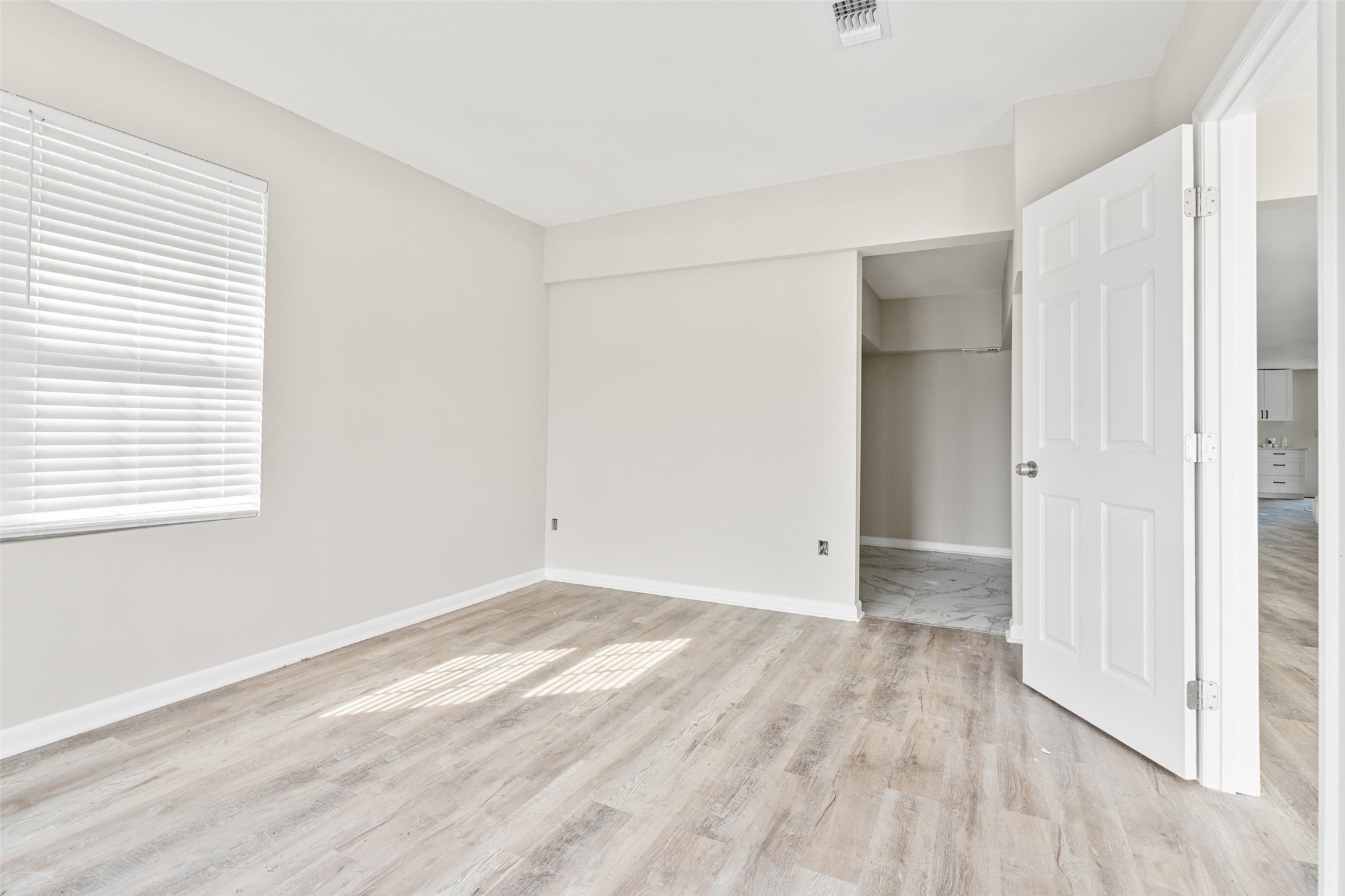 5764 HECKSCHER DRIVE