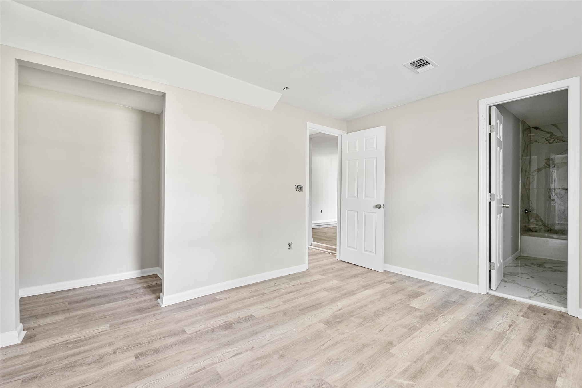 5764 HECKSCHER DRIVE