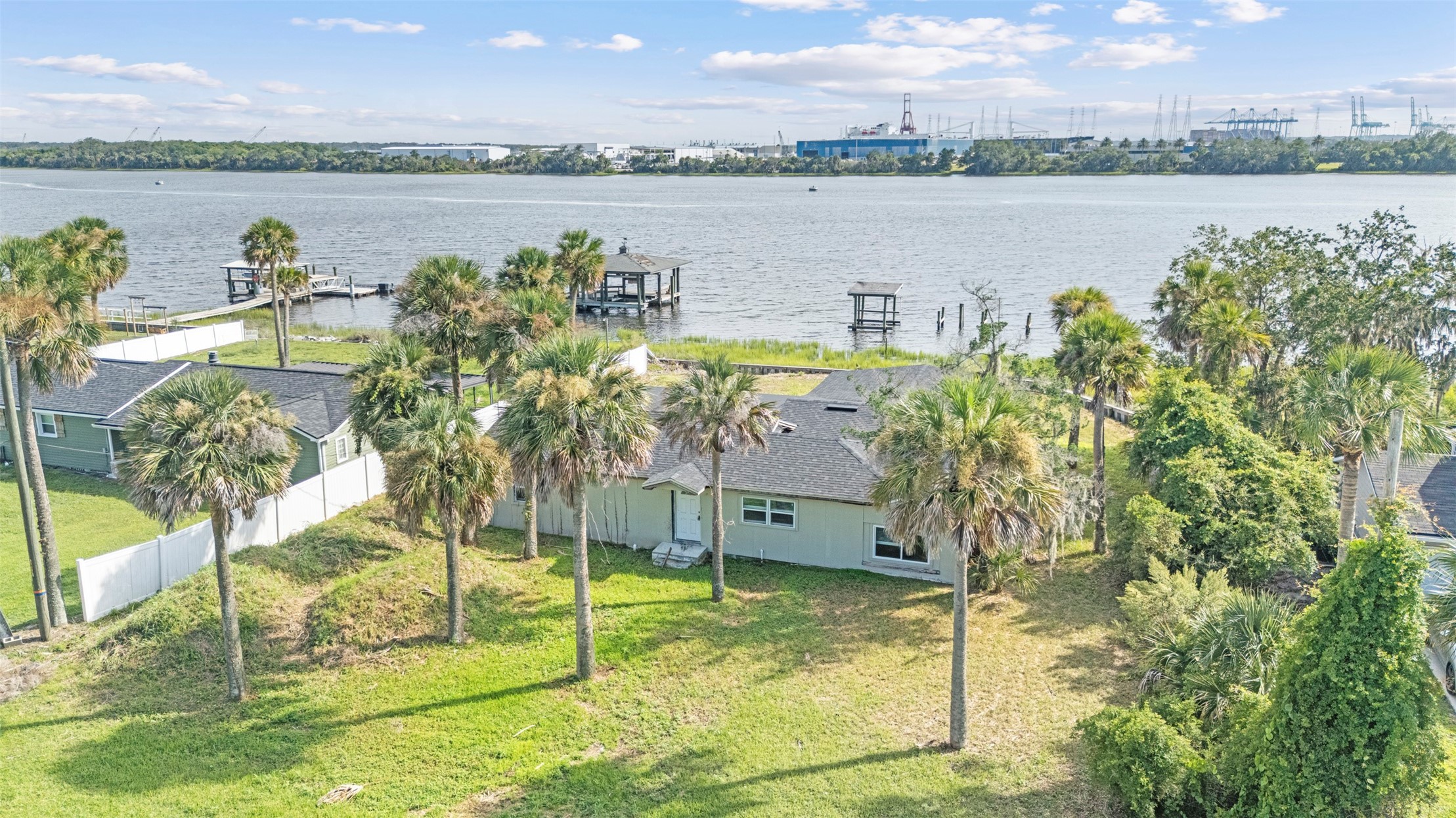 5764 HECKSCHER DRIVE
