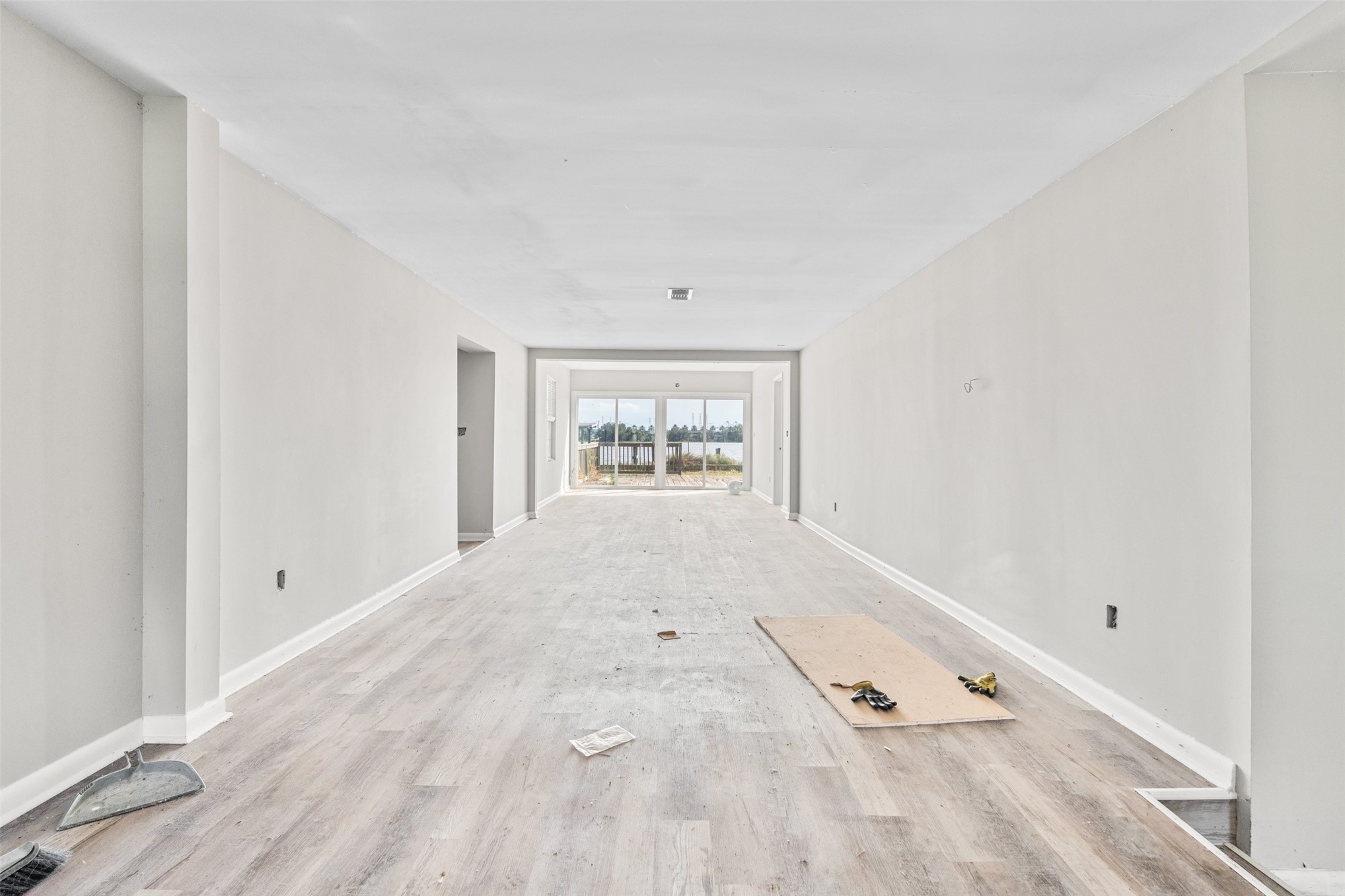 5764 HECKSCHER DRIVE