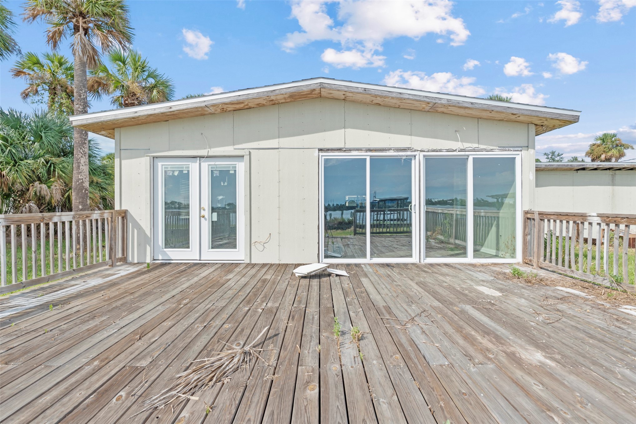 5764 HECKSCHER DRIVE