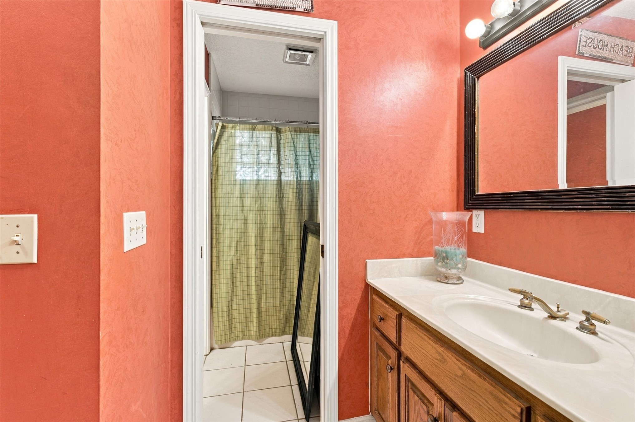 1570 CLINCH DRIVE