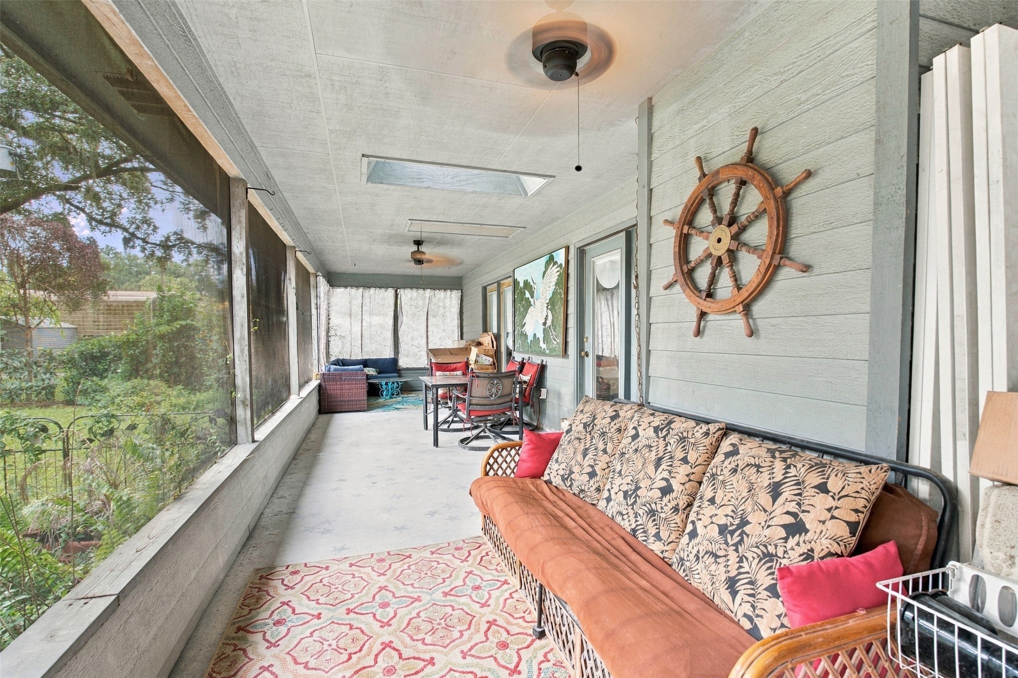 1570 CLINCH DRIVE