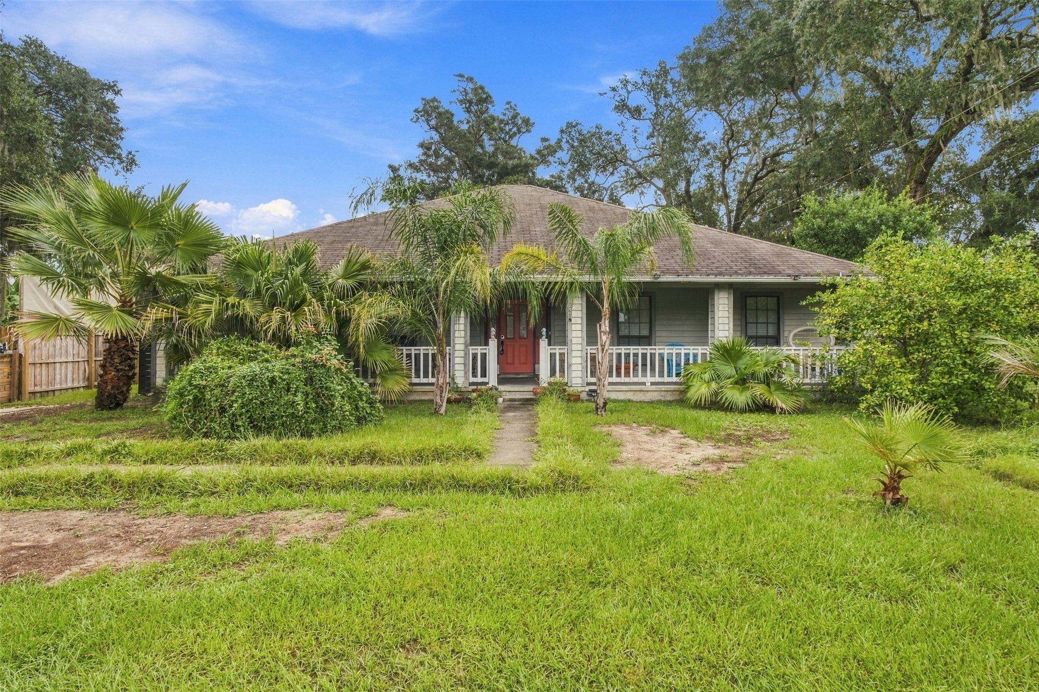 1570 CLINCH DRIVE