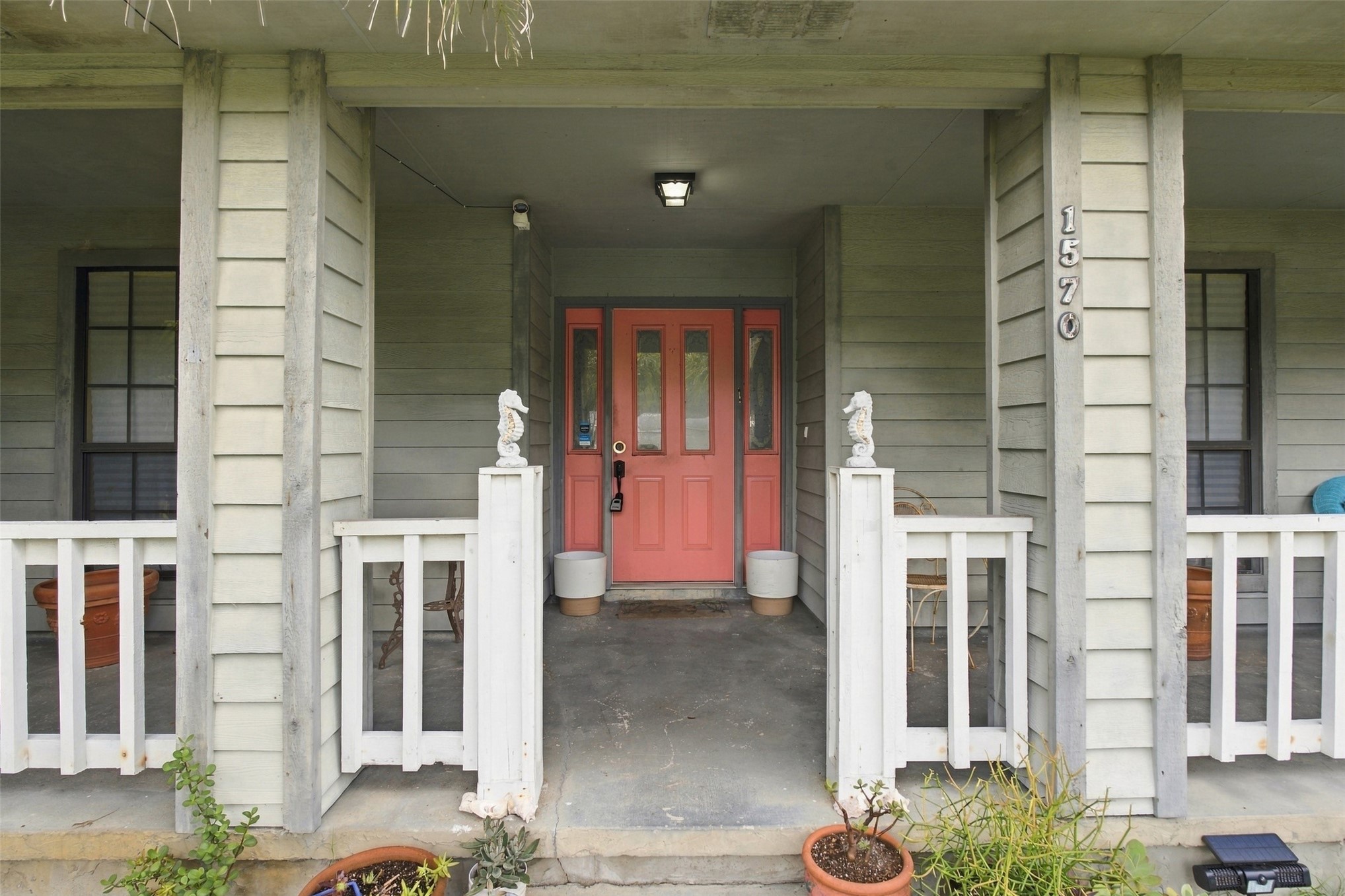1570 CLINCH DRIVE