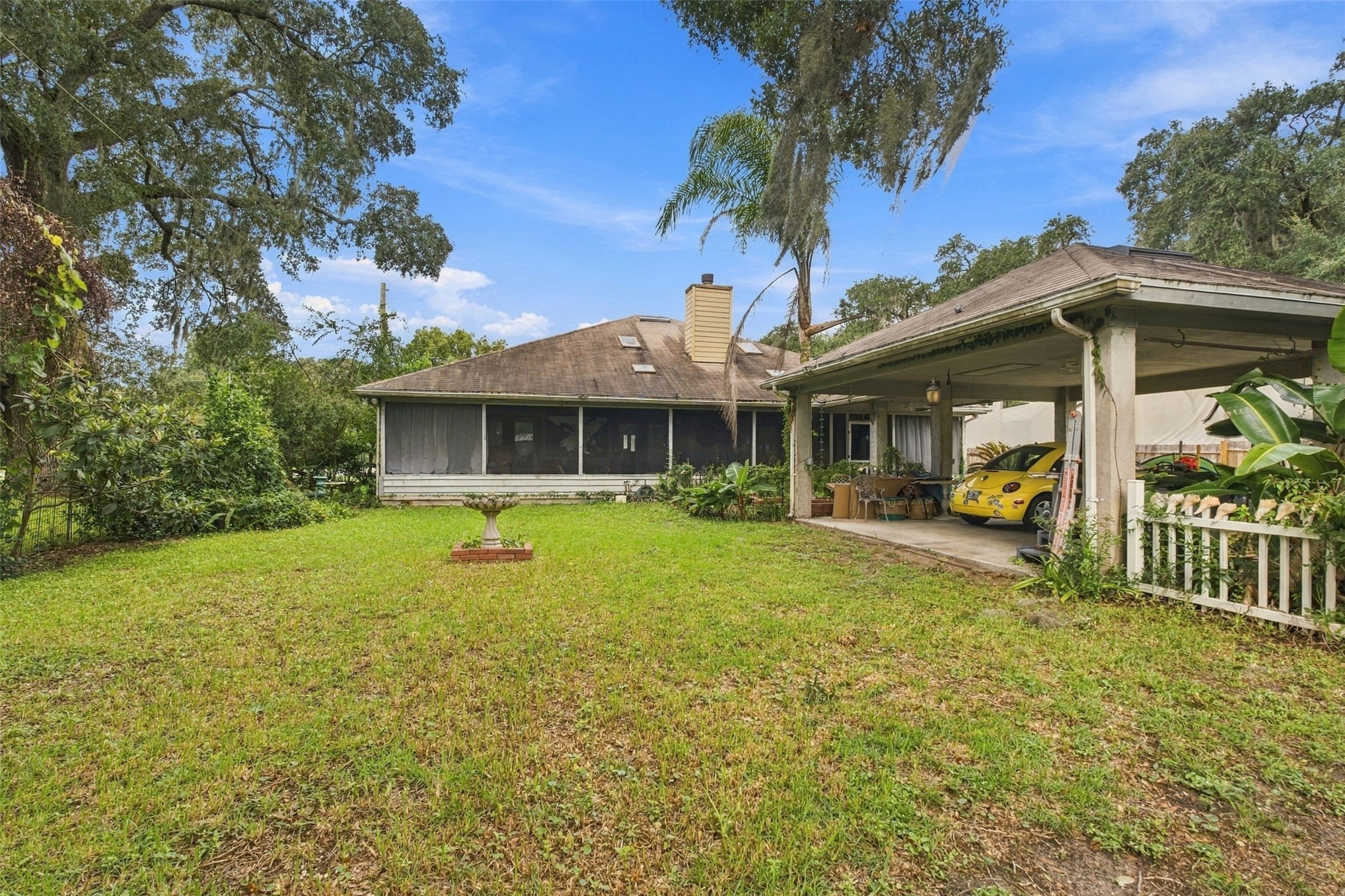 1570 CLINCH DRIVE