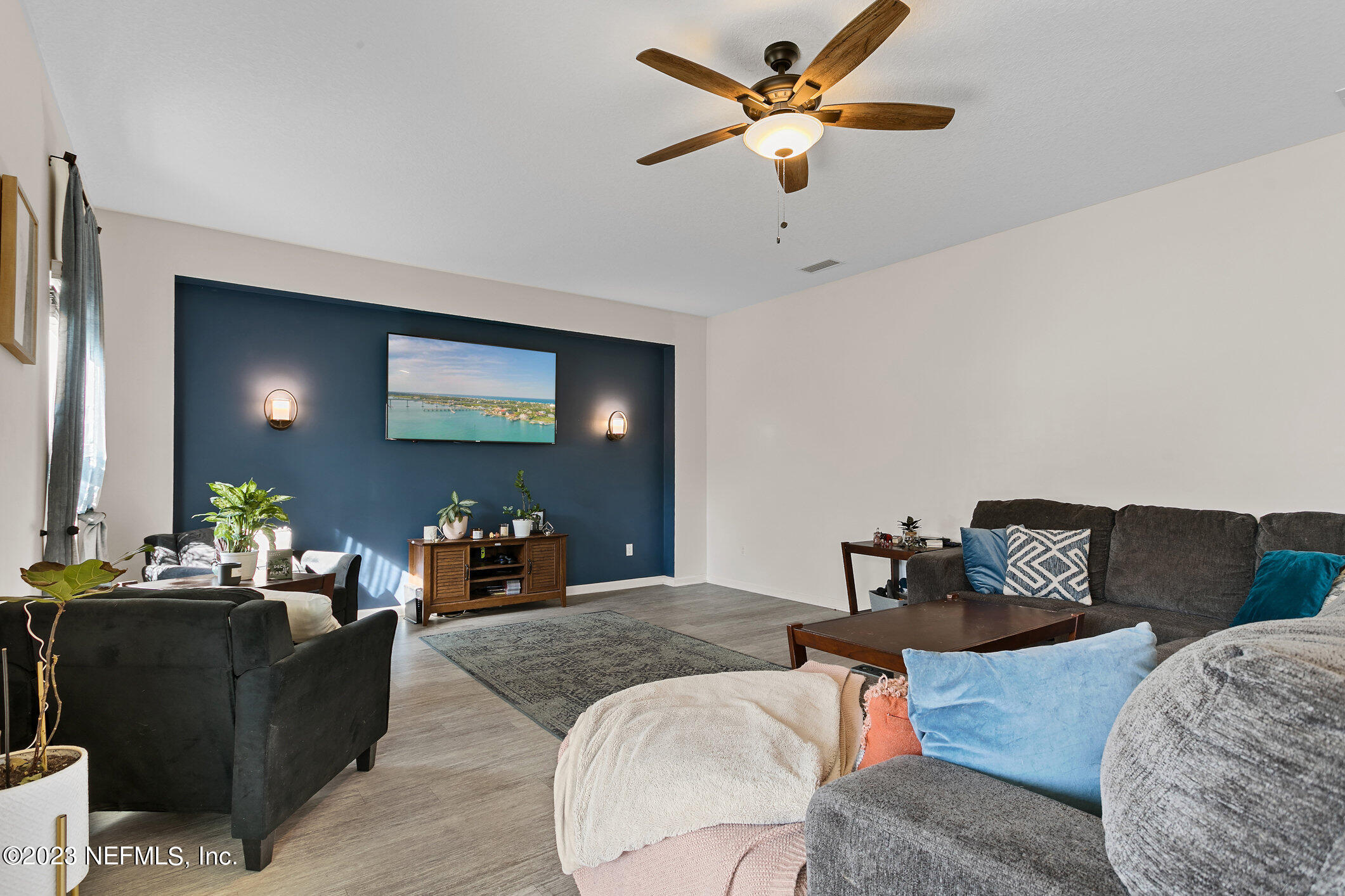 86230 CLOISTER Court