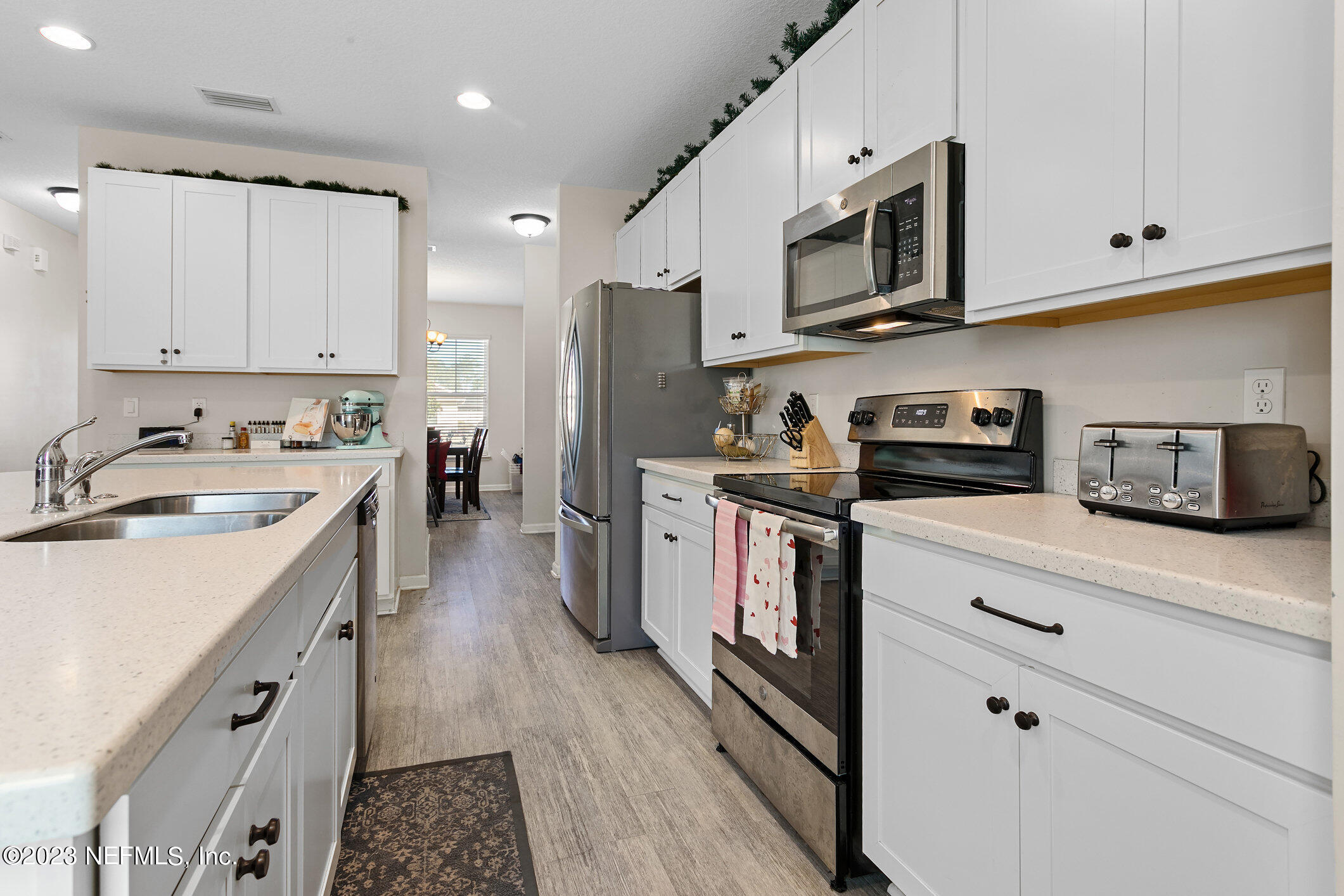 86230 CLOISTER Court