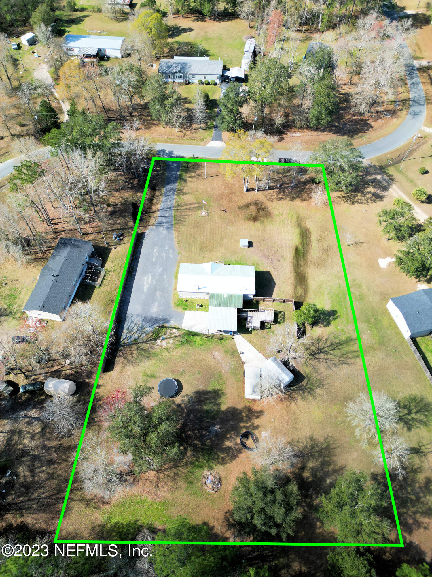 44651 PINEBREEZE Circle