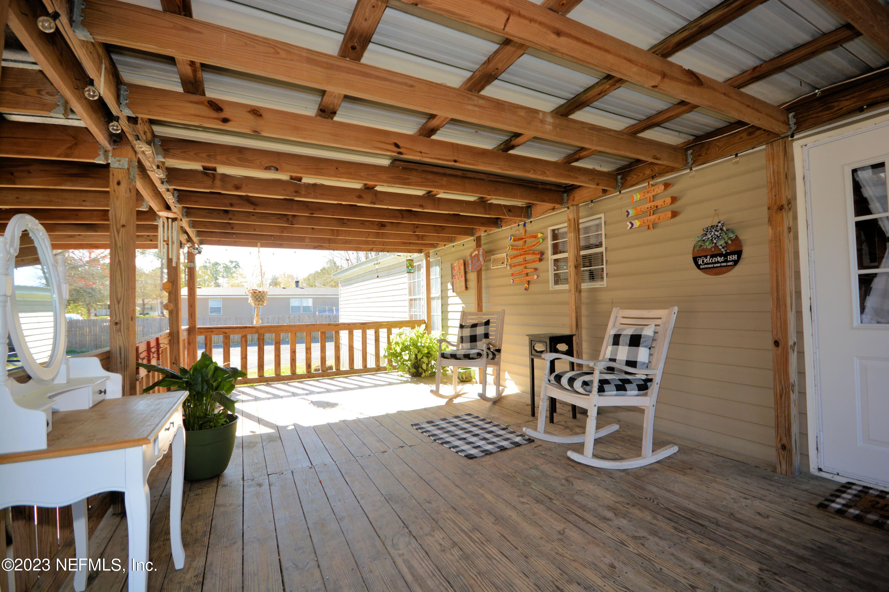 44651 PINEBREEZE Circle