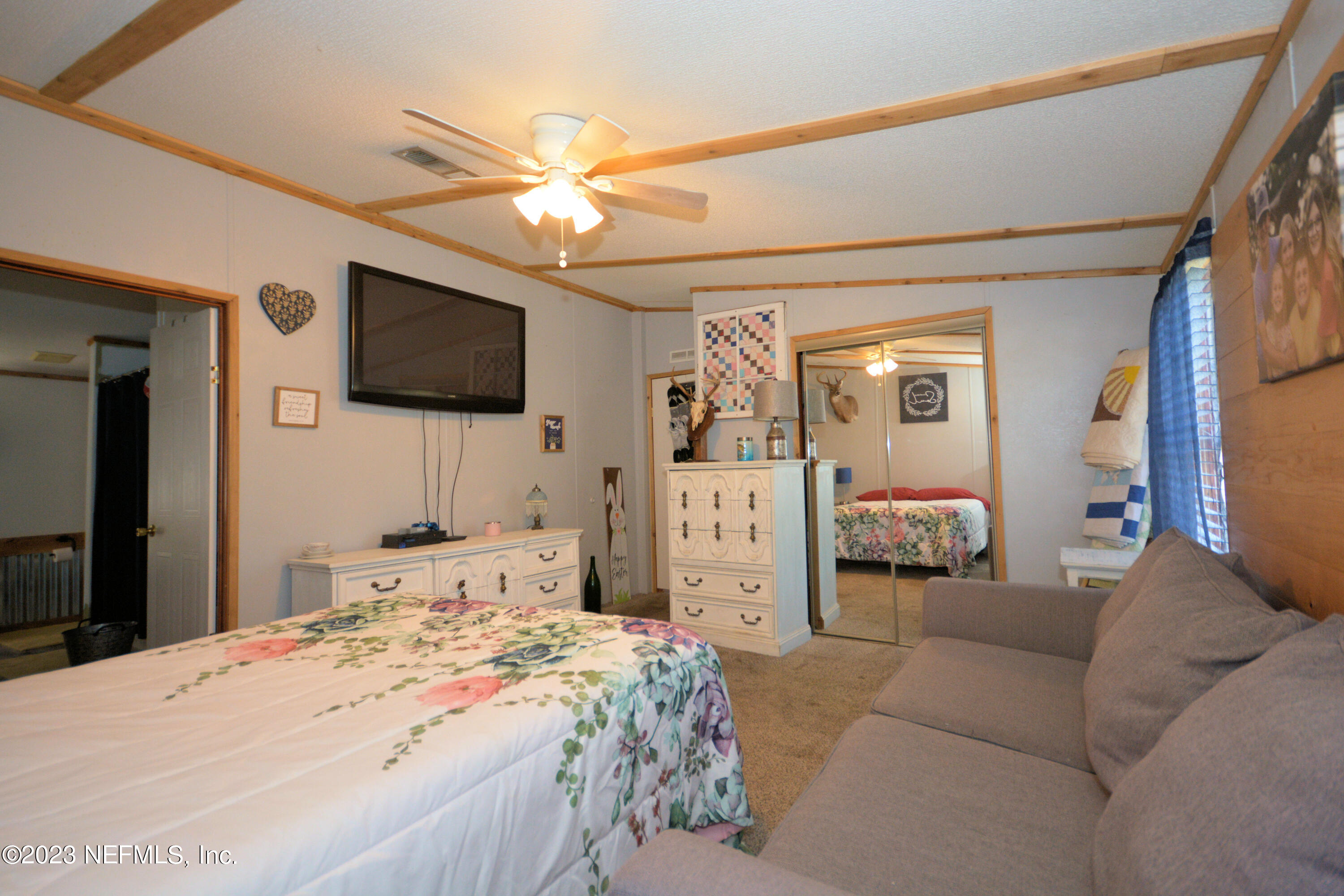 44651 PINEBREEZE Circle