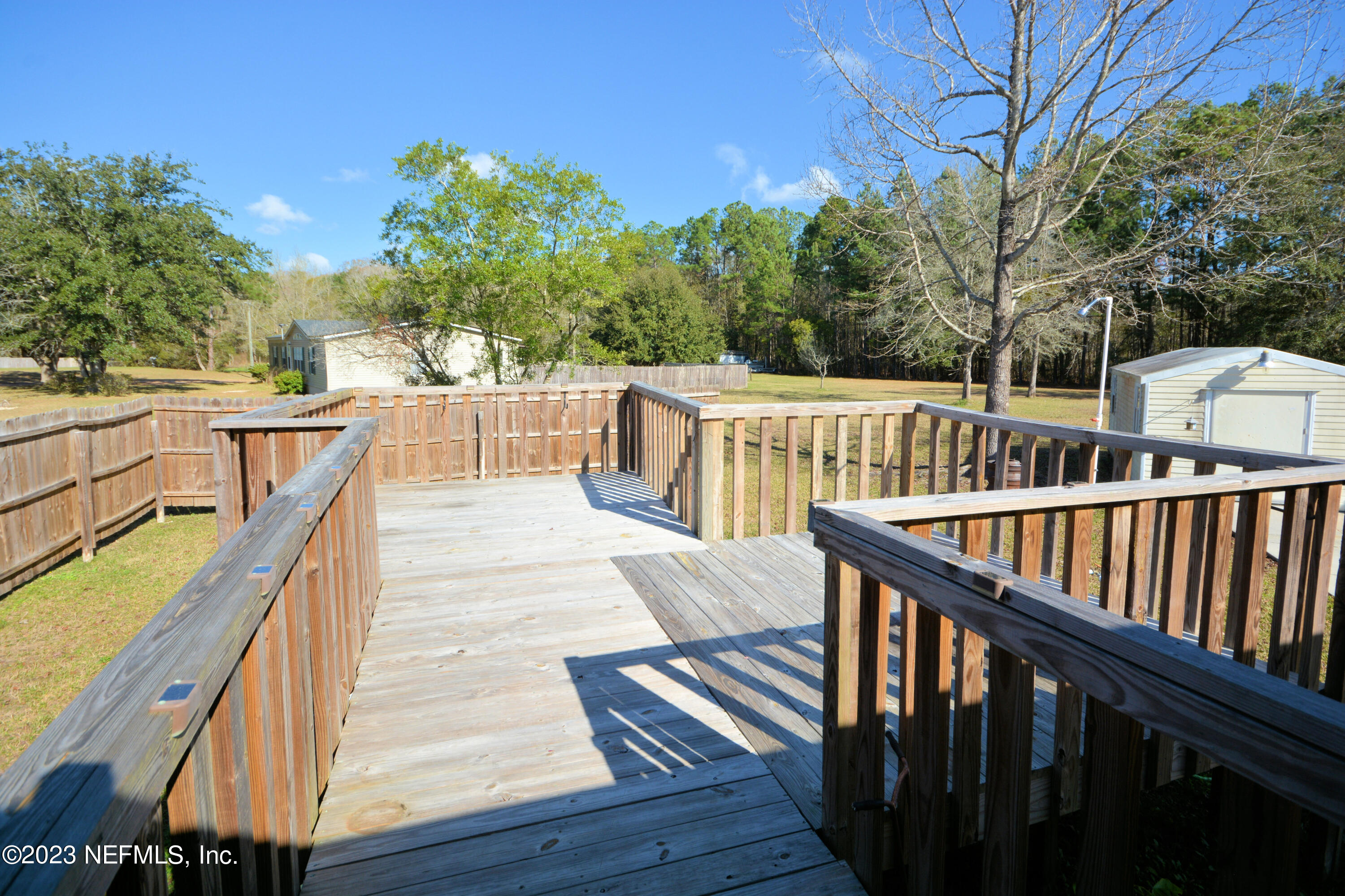 44651 PINEBREEZE Circle