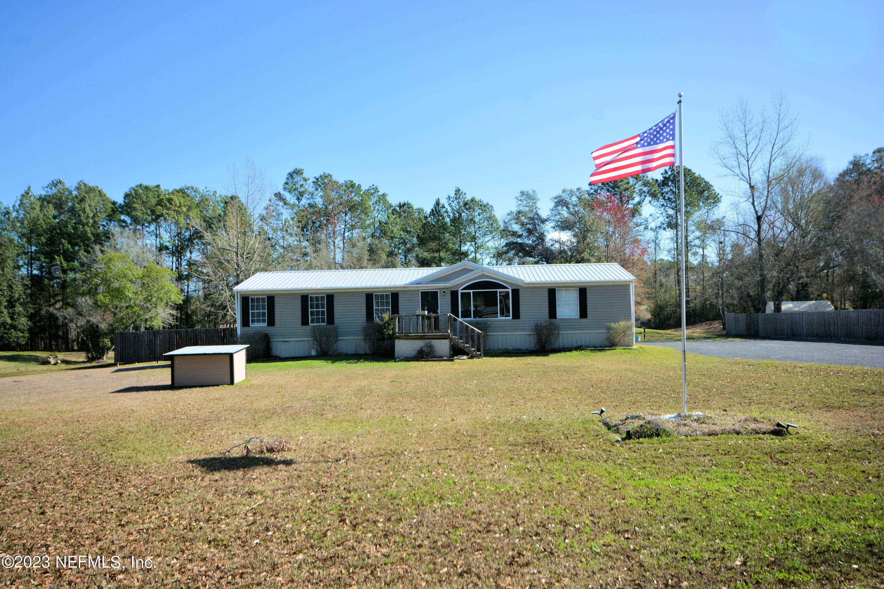 44651 PINEBREEZE Circle
