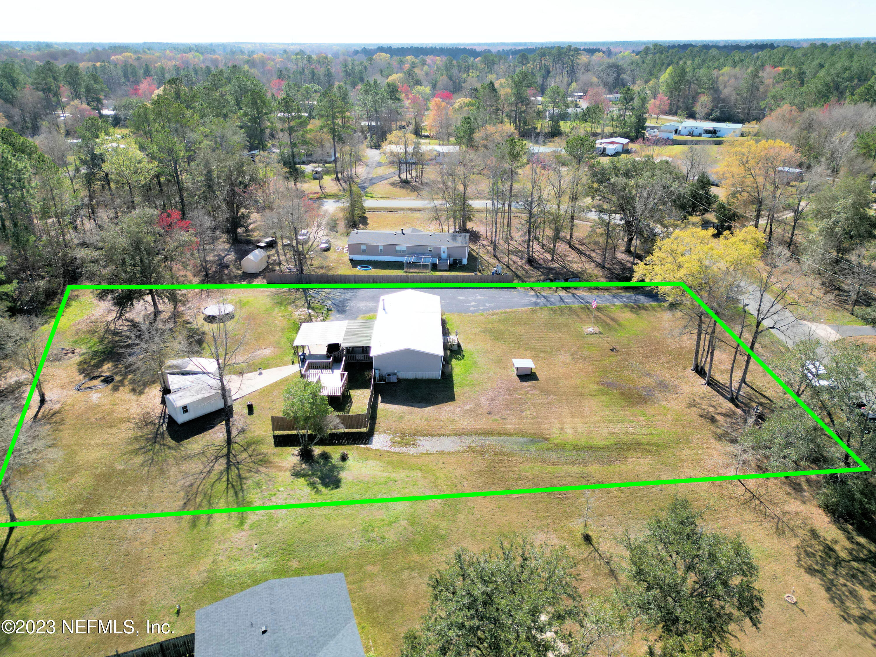 44651 PINEBREEZE Circle