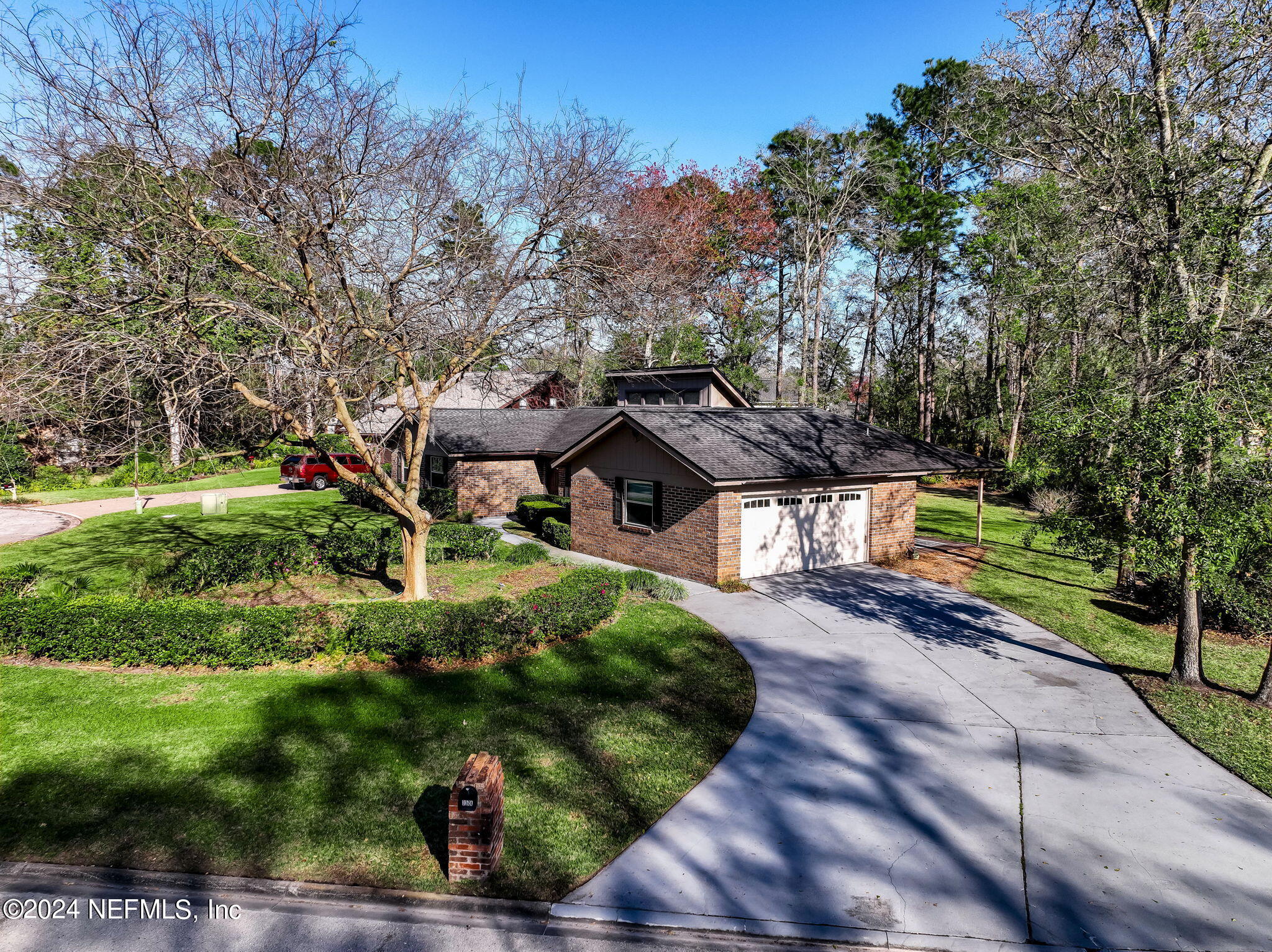 3374 BLACKFOOT Trail S
