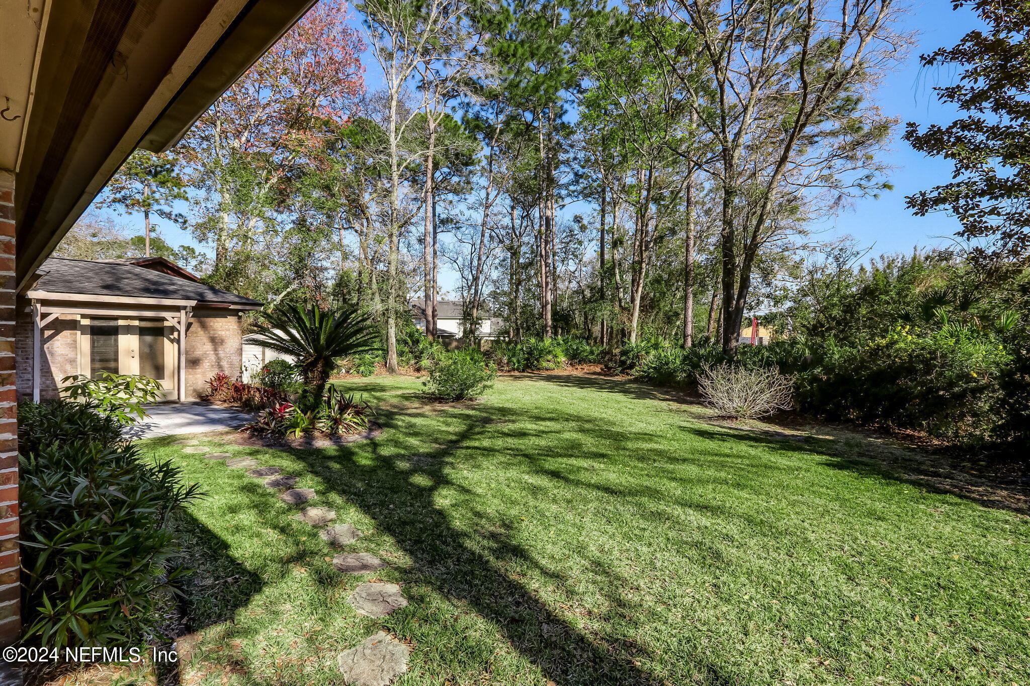 3374 BLACKFOOT Trail S