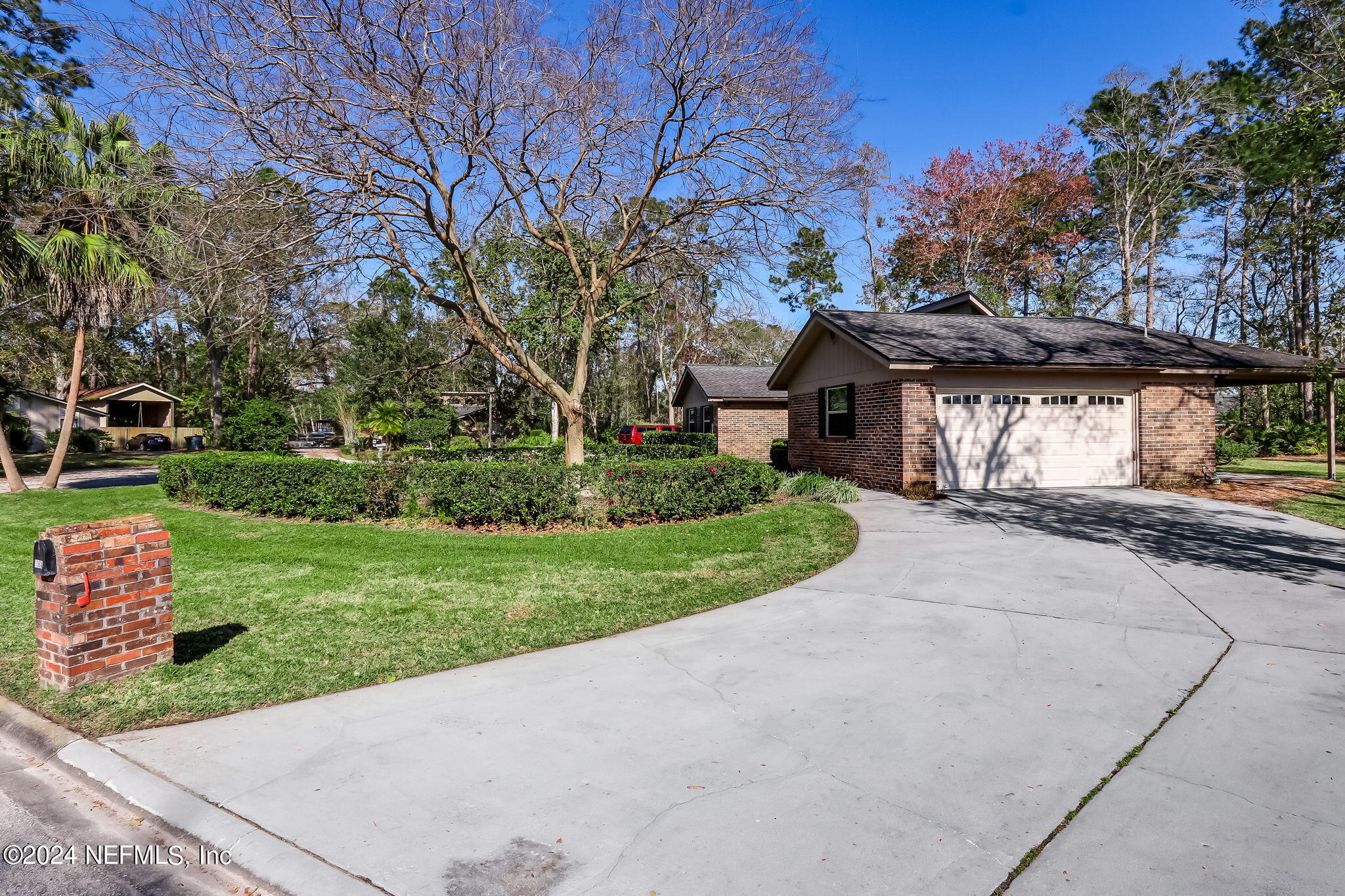 3374 BLACKFOOT Trail S