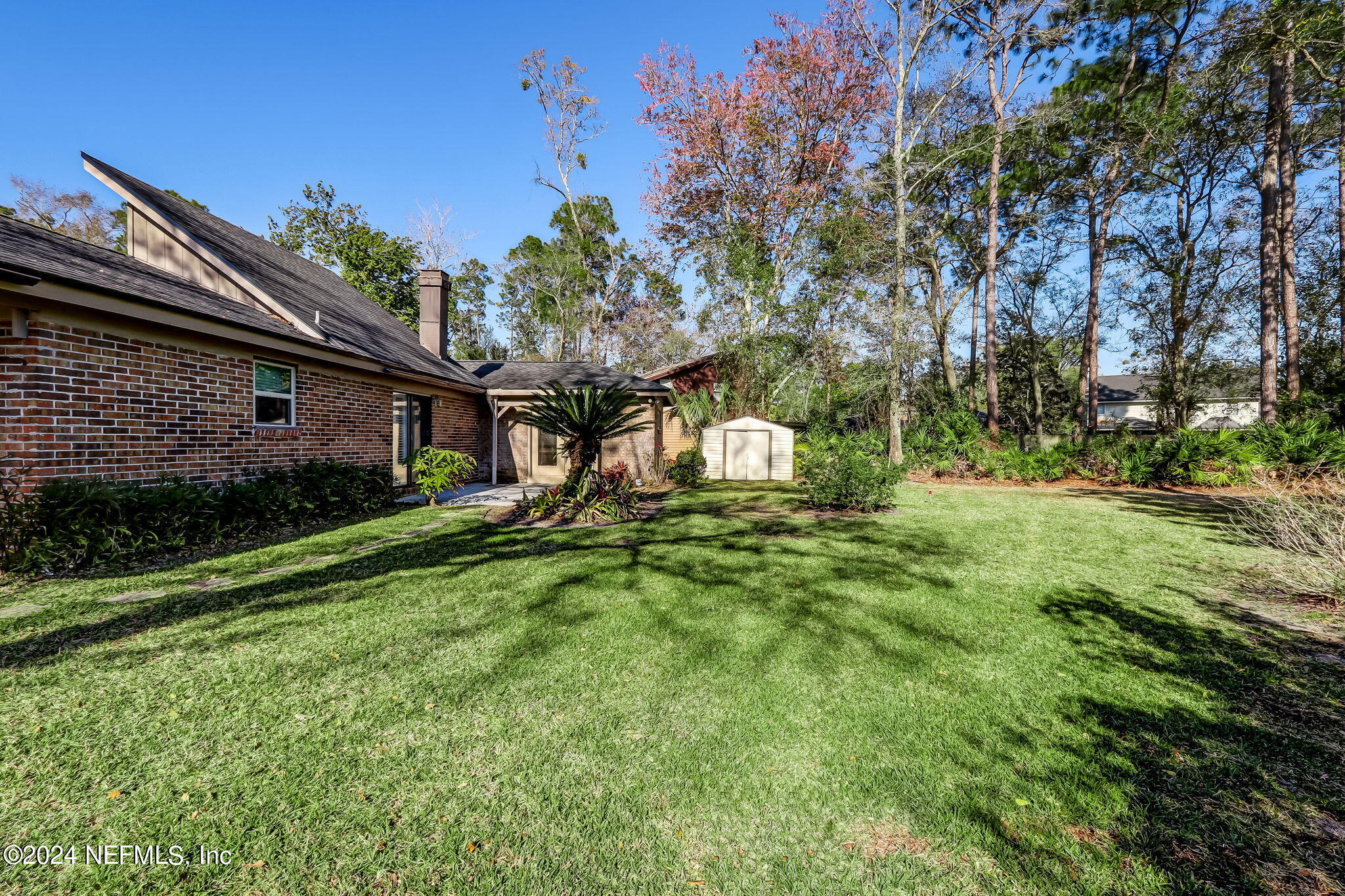 3374 BLACKFOOT Trail S