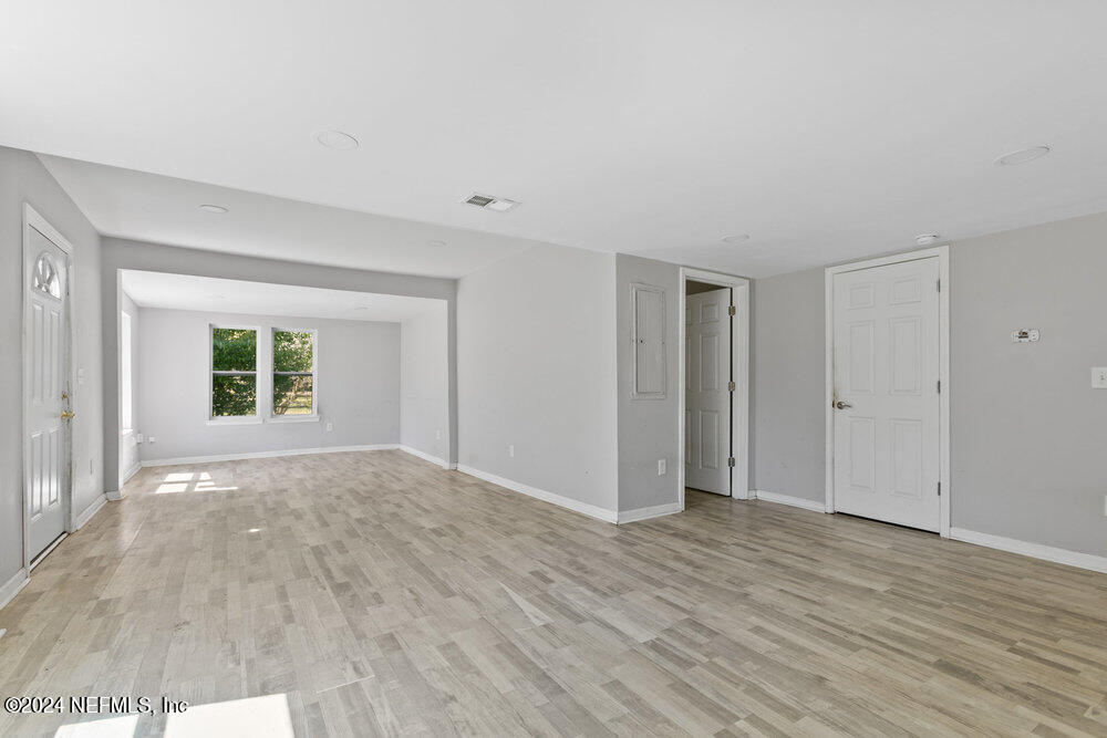 14011 HOLLINGS Street