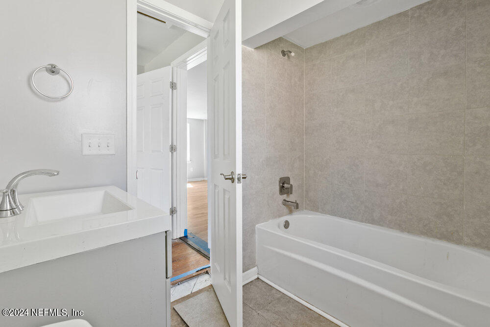 14011 HOLLINGS Street