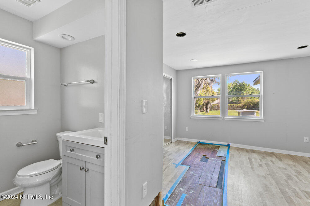 14011 HOLLINGS Street