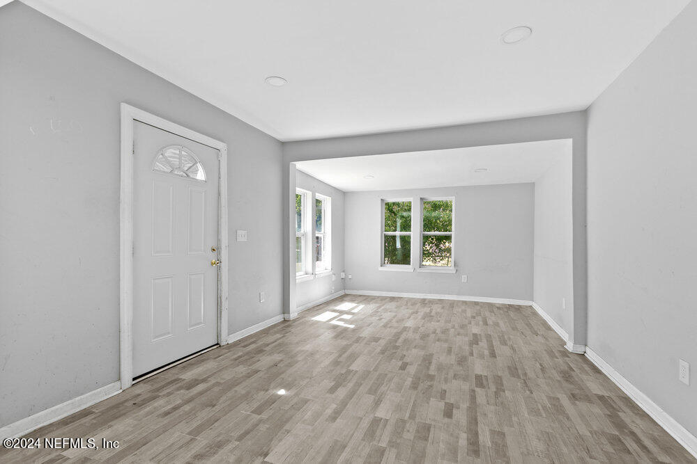 14011 HOLLINGS Street