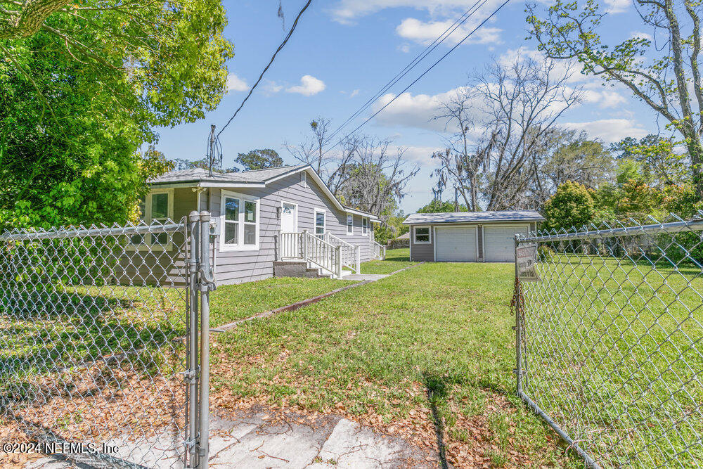 14011 HOLLINGS Street