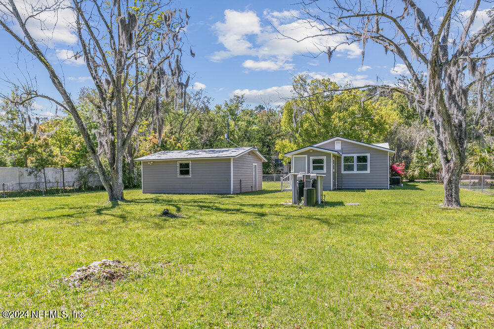 14011 HOLLINGS Street