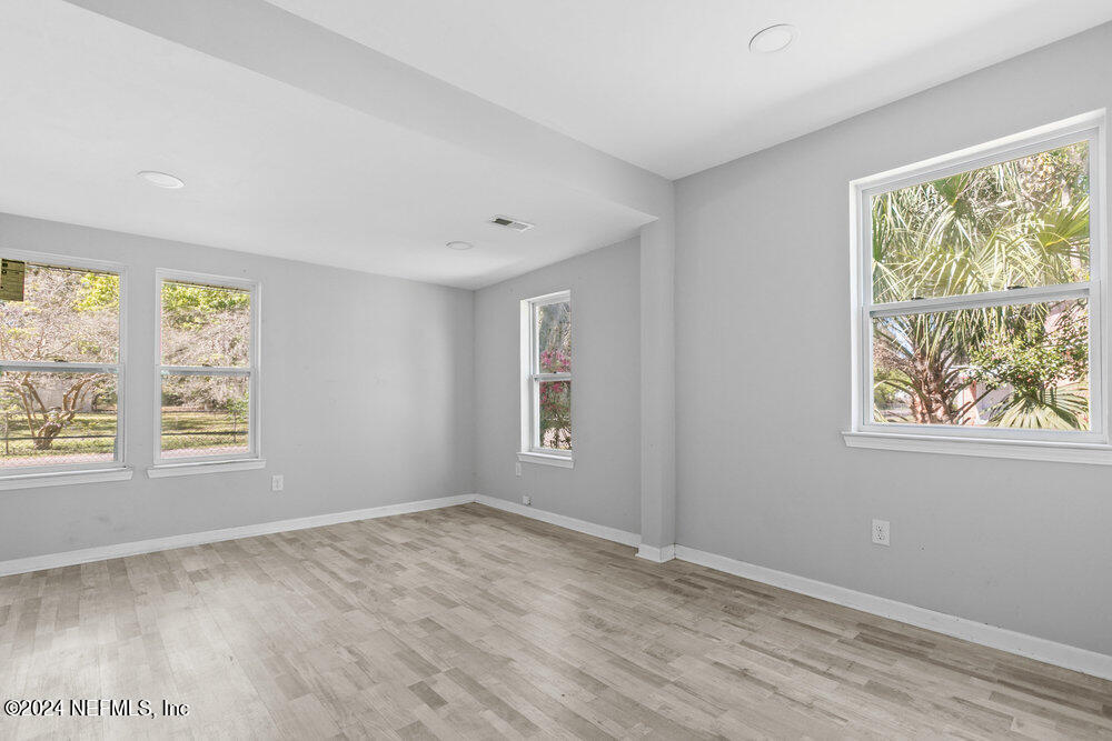 14011 HOLLINGS Street