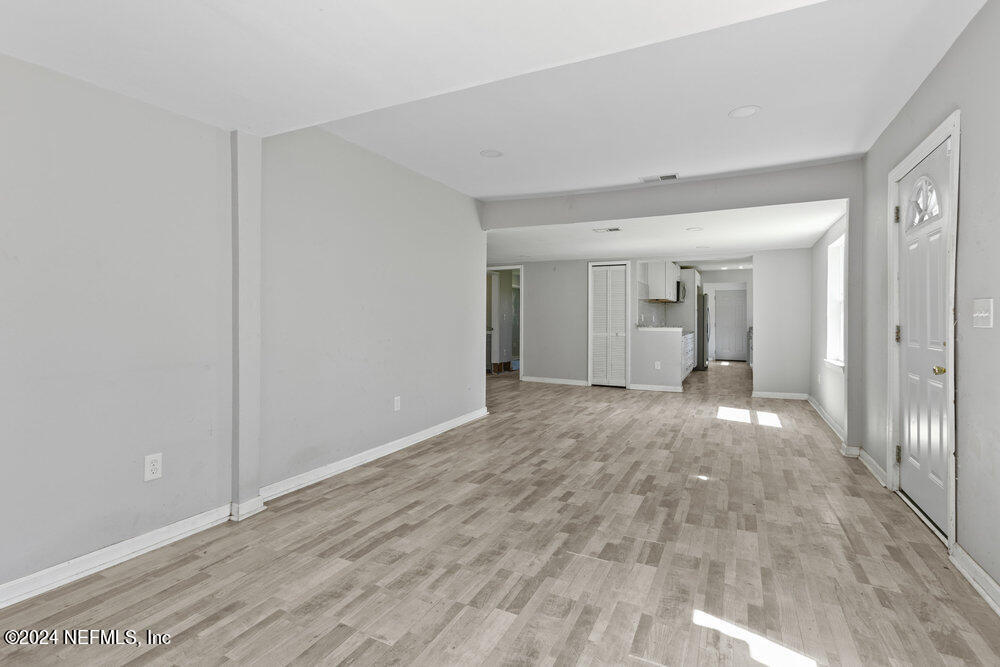 14011 HOLLINGS Street