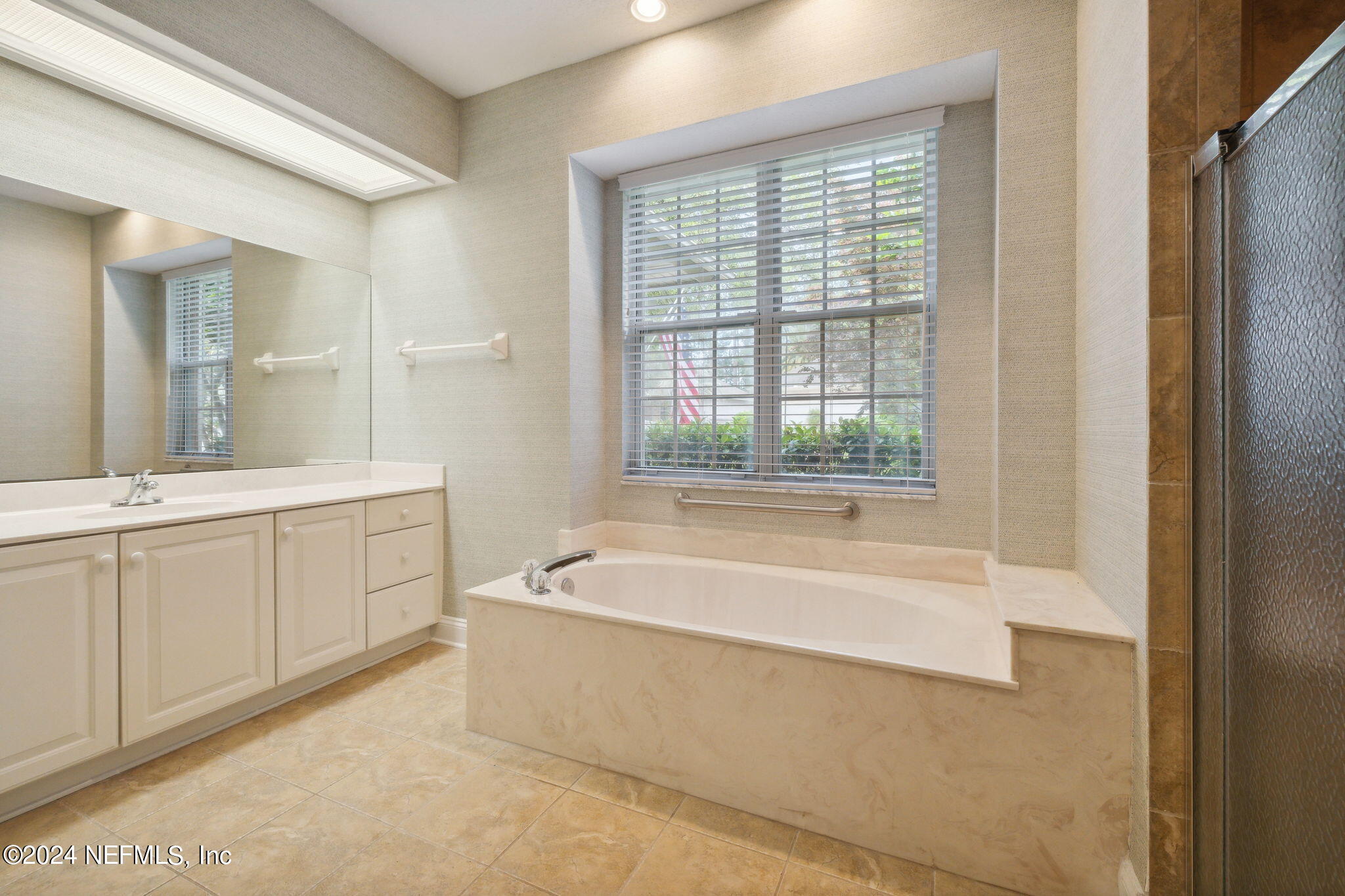 4518 SILVERBERRY Court