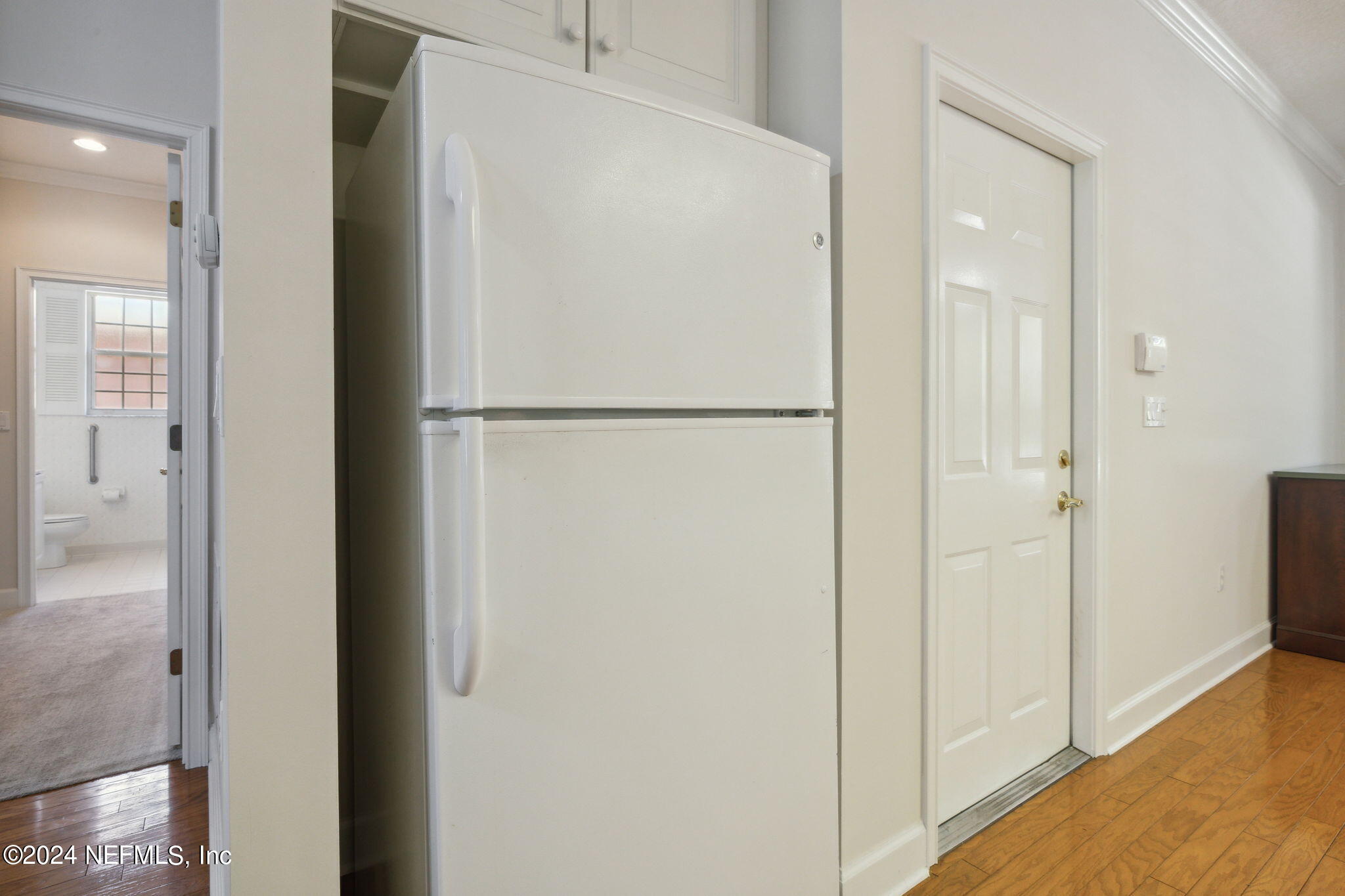 4518 SILVERBERRY Court