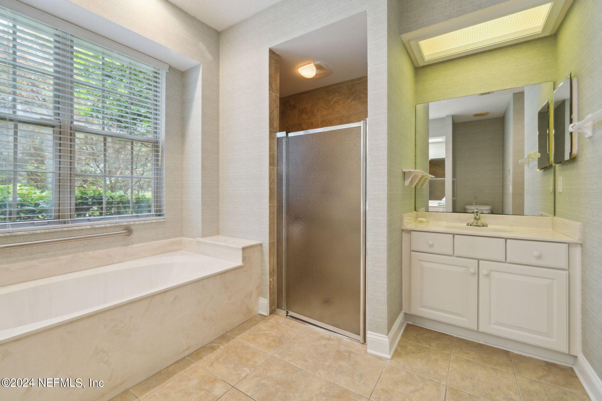 4518 SILVERBERRY Court