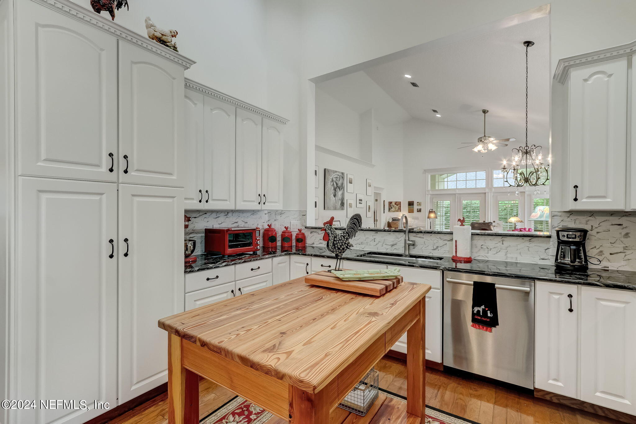 95339 VILLAGE Drive